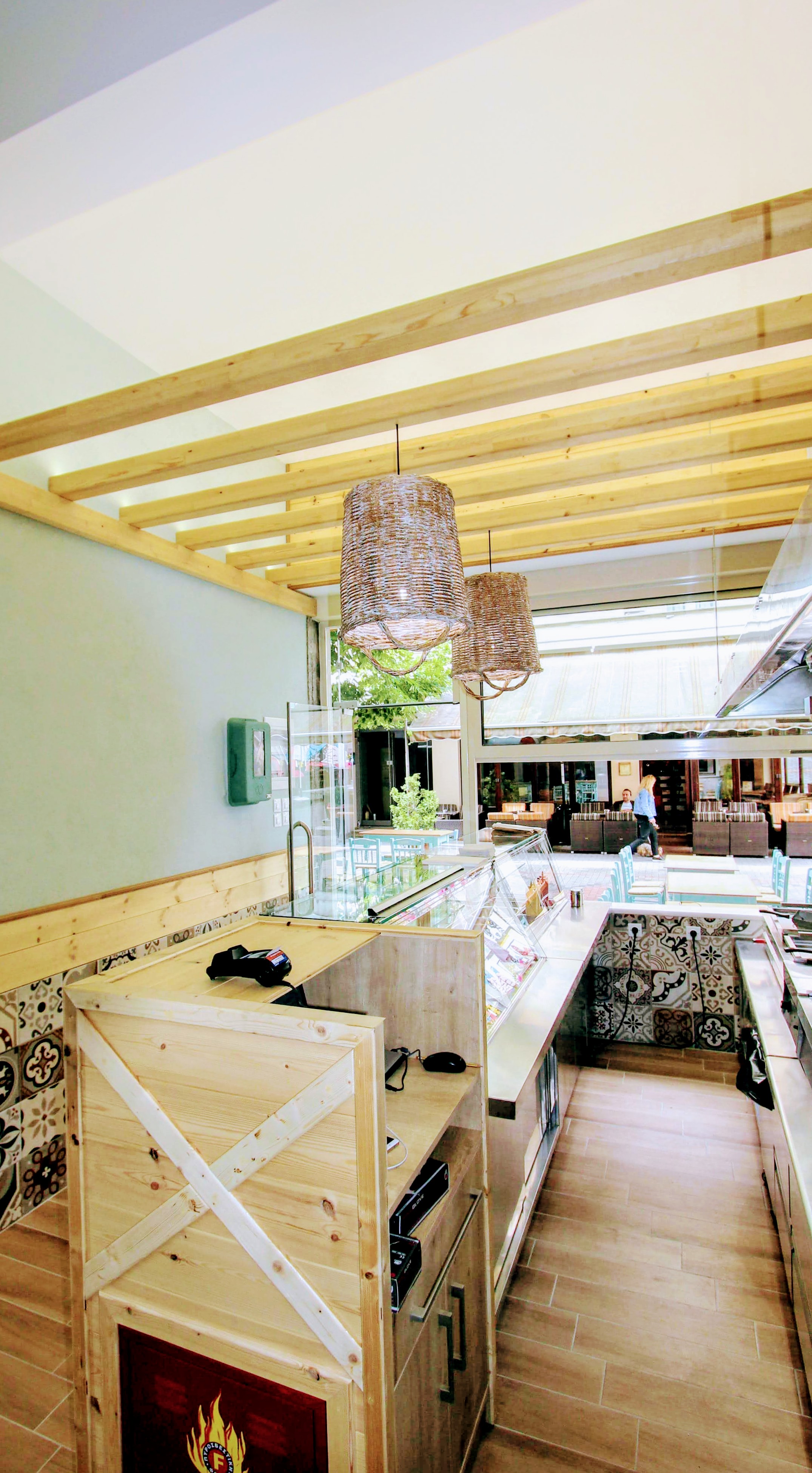 复古风快餐厅，呈现希腊风情-8