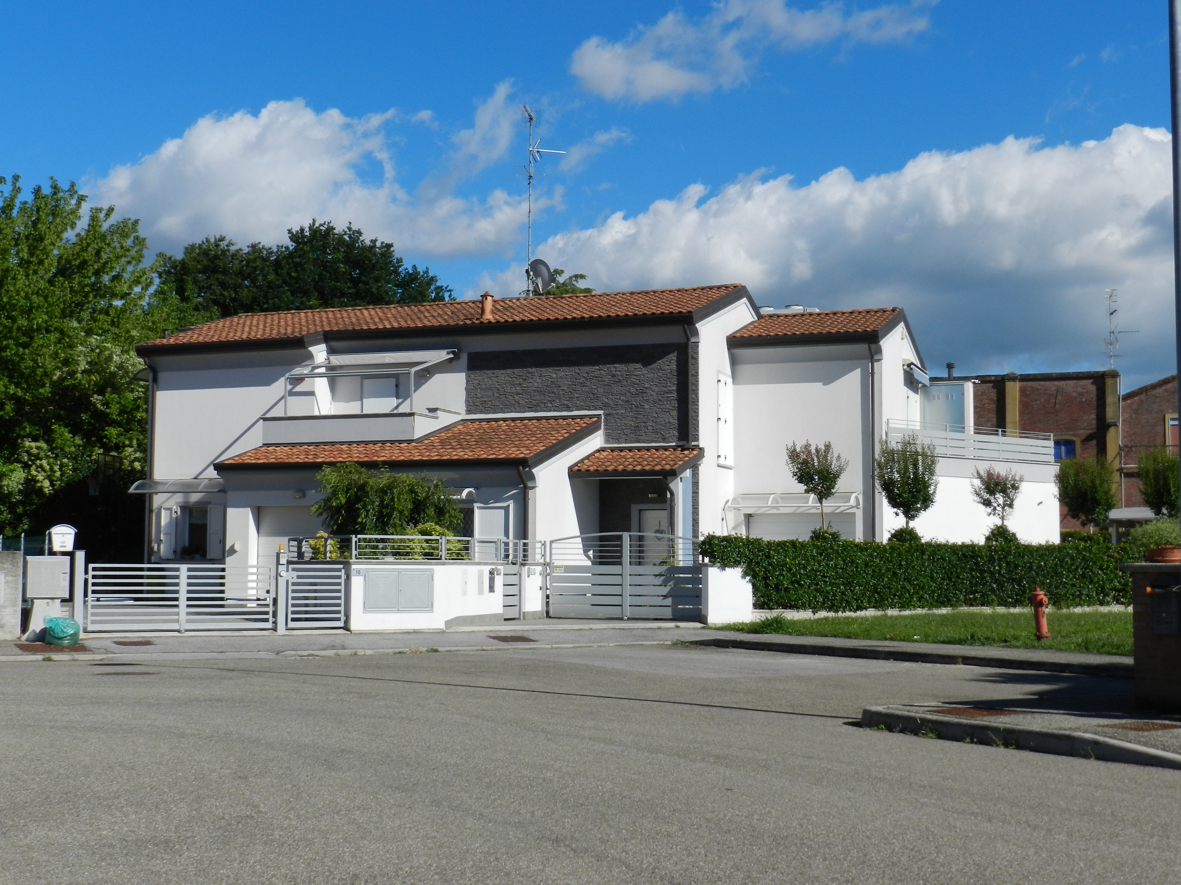 四户住宅·波托马焦雷-1