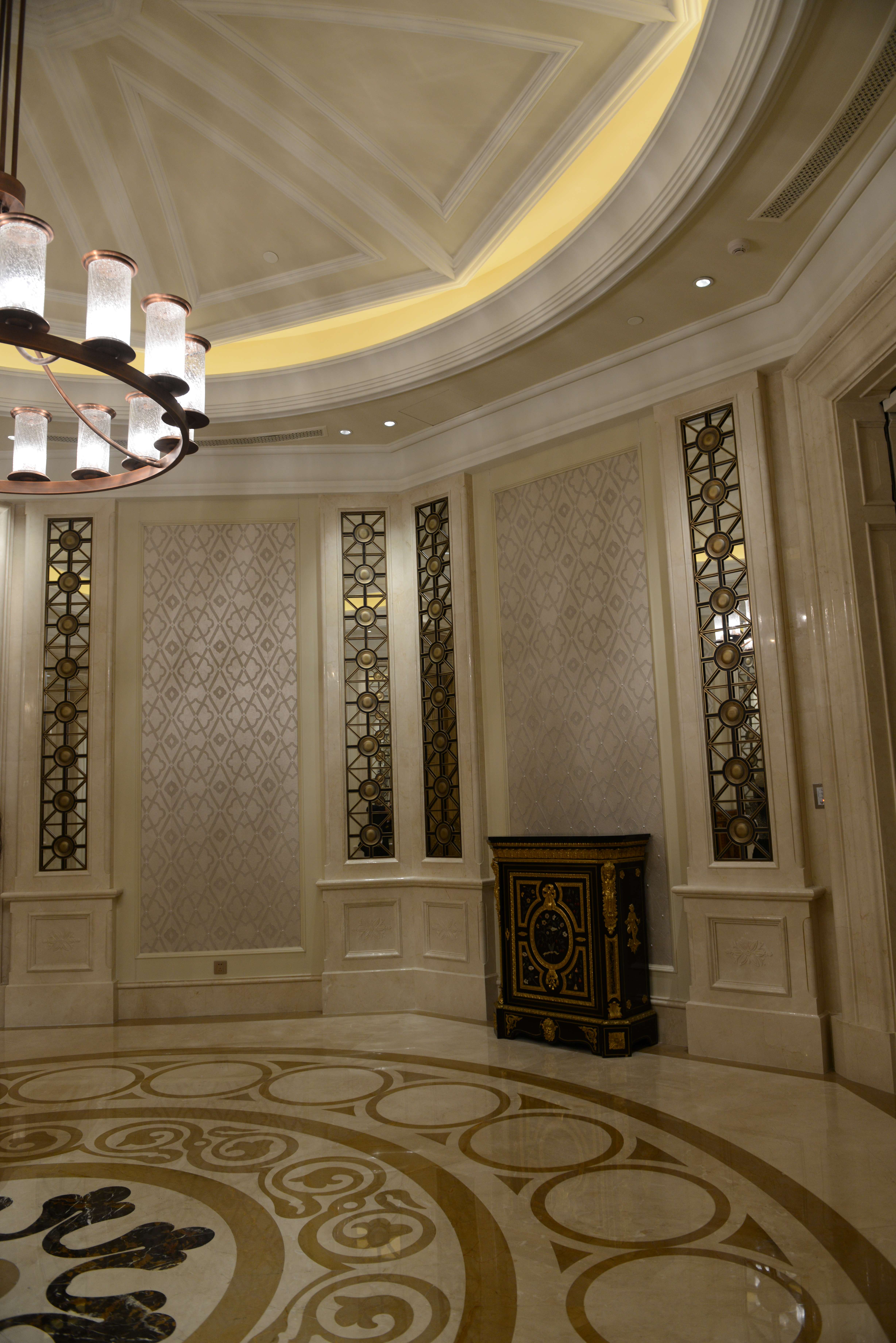 大连城堡酒店餐厅区域照片-2-16