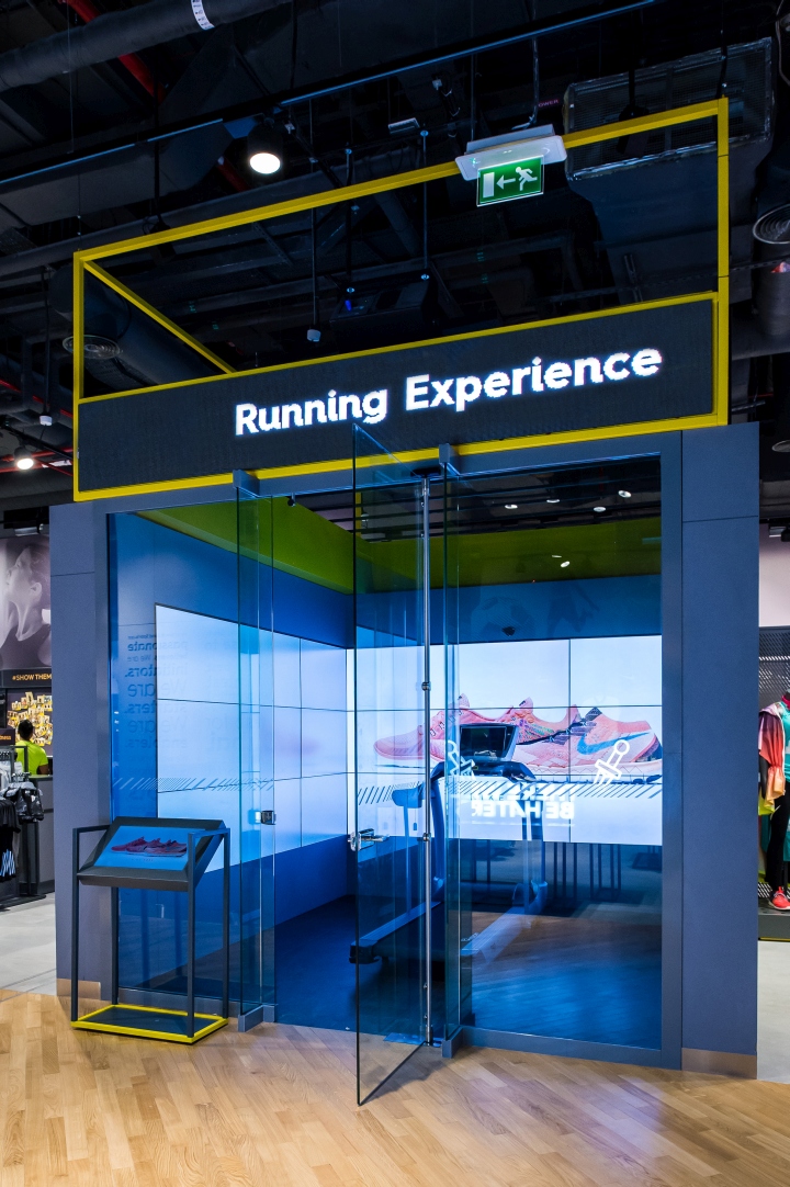 Green Room设计的阿联酋Sun - Sand体育用品专卖店-6