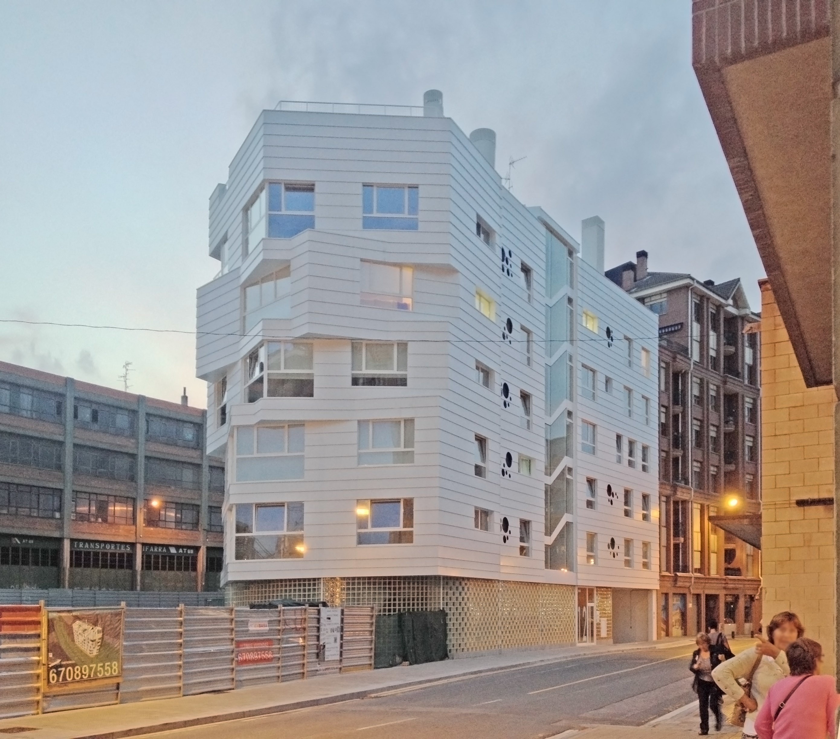 绿意盎然的新型社区住宅——玻璃时代 cooperative 之家-11