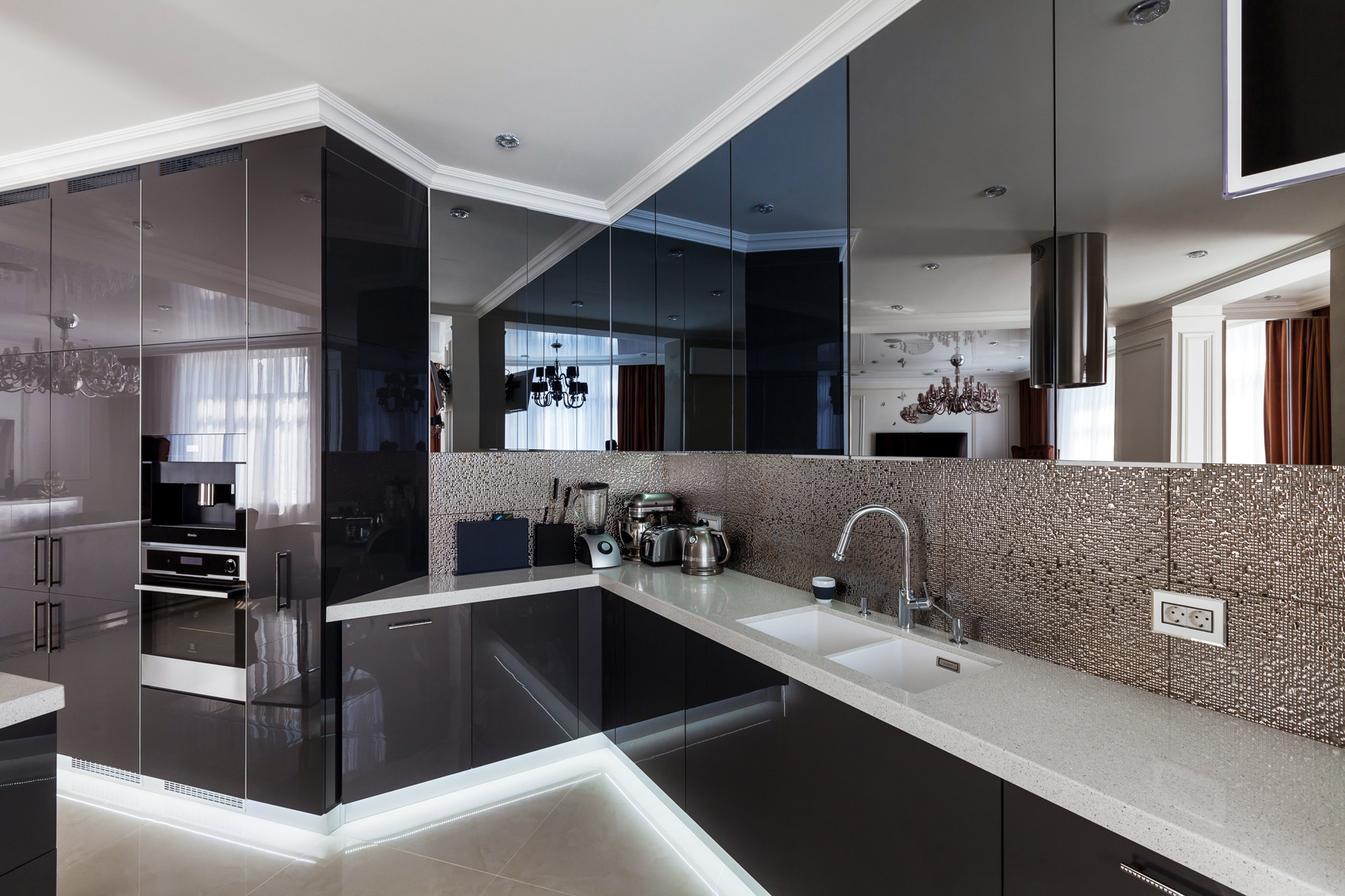 乌克兰女性风格公寓设计-21