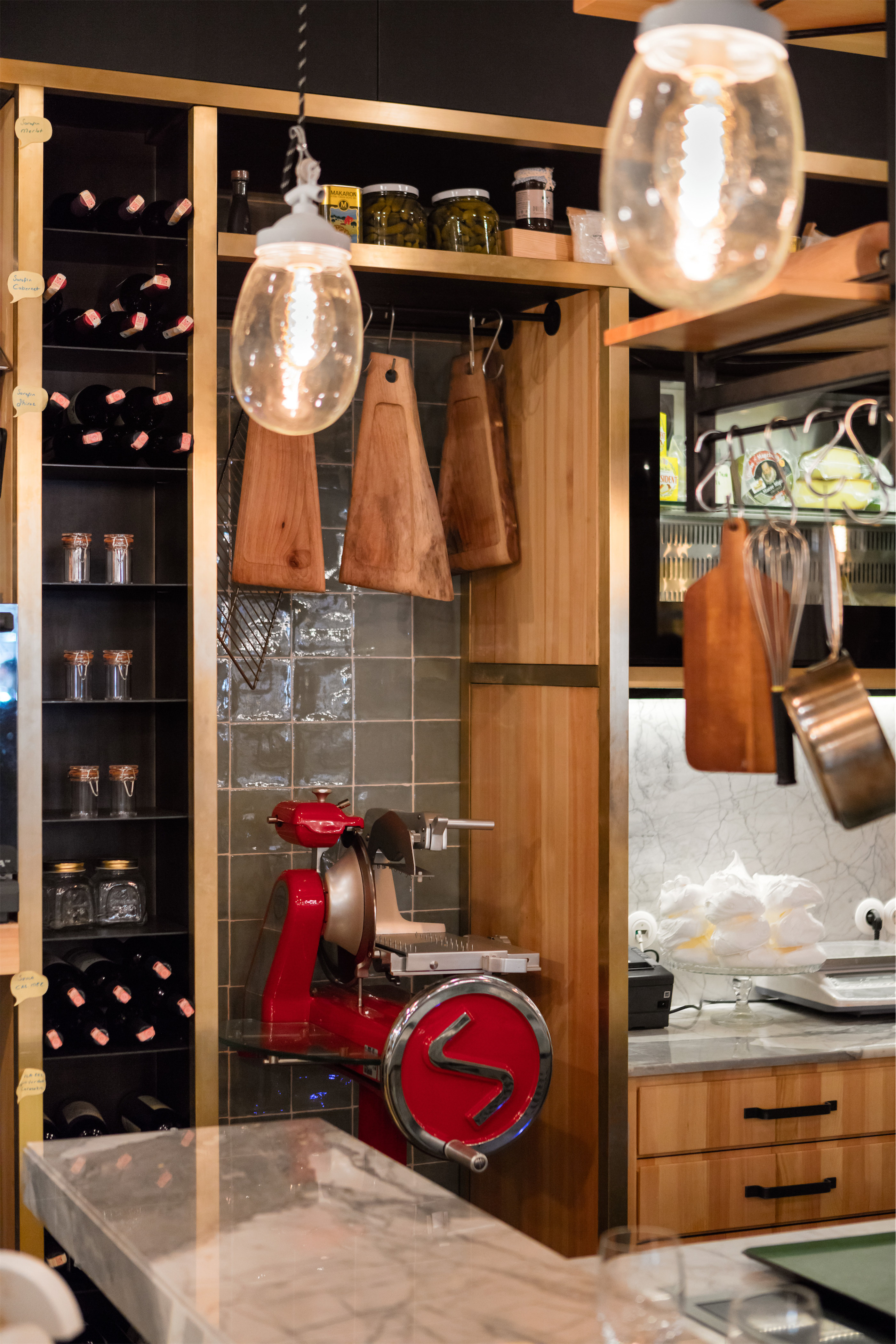 Istanbul Nişantaşı的中央餐厅-26