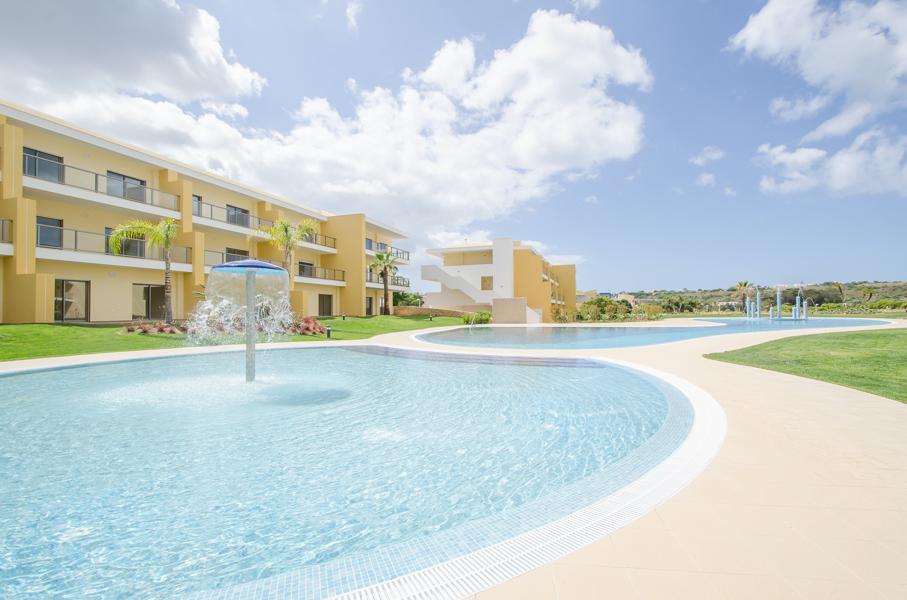 阿尔布费拉公寓，简约品味团队的完美呈现-20