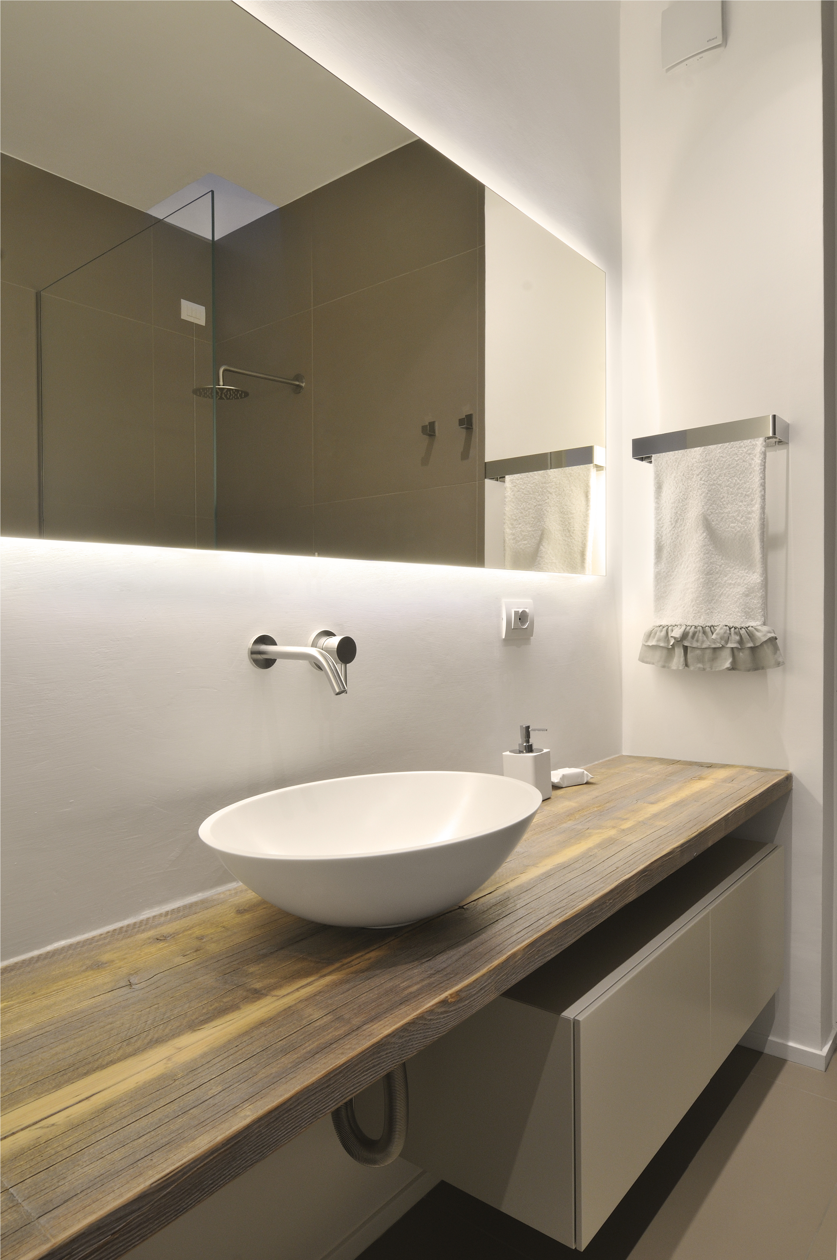 意式风情的四层私人住宅设计-9