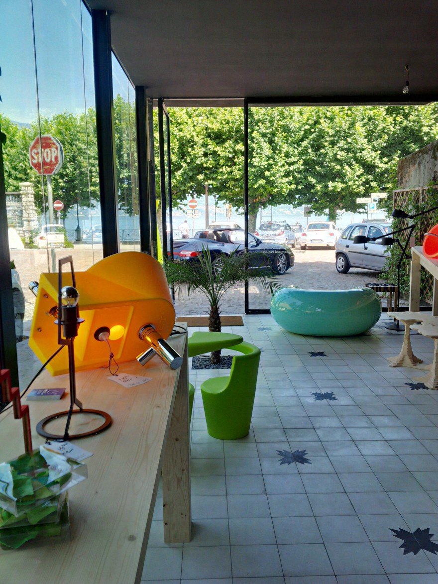 动感空间·丹尼尔·马卡乔的 WETstore 设计-15