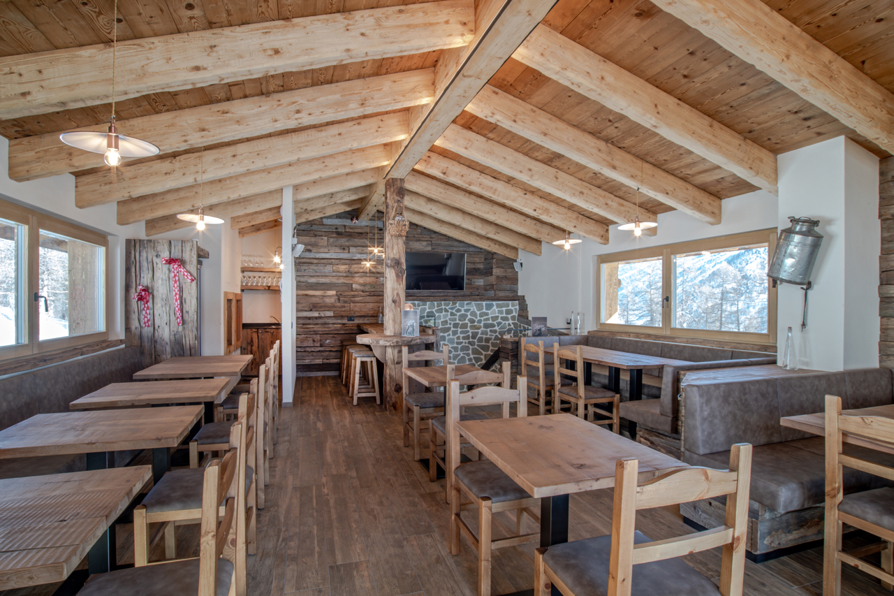 雪山之上的温馨猫舍——La Tana del Gatto 餐厅设计-77