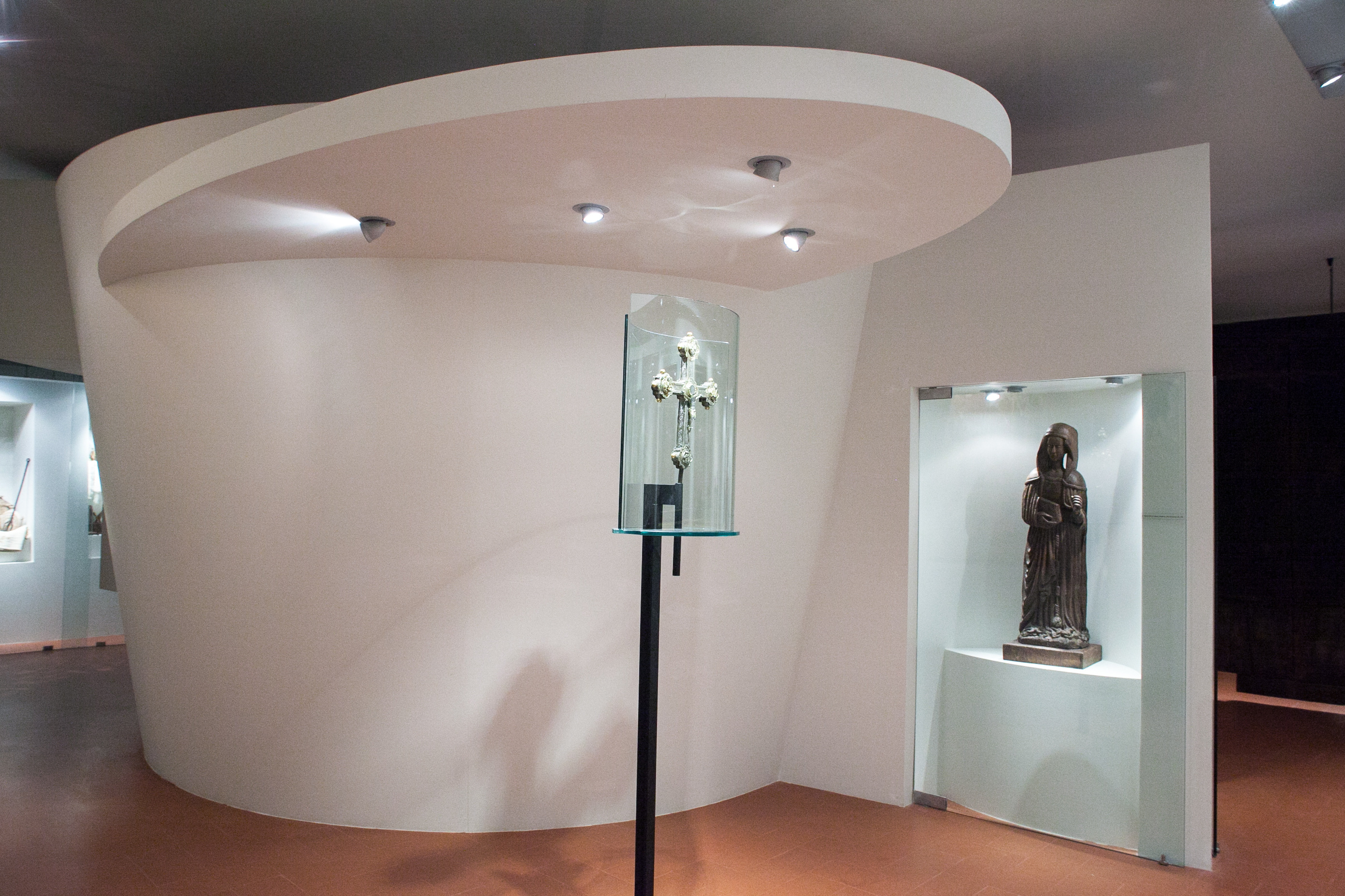 湖中古修道院的重生 · 圣菲利帕 mareri 博物馆-23