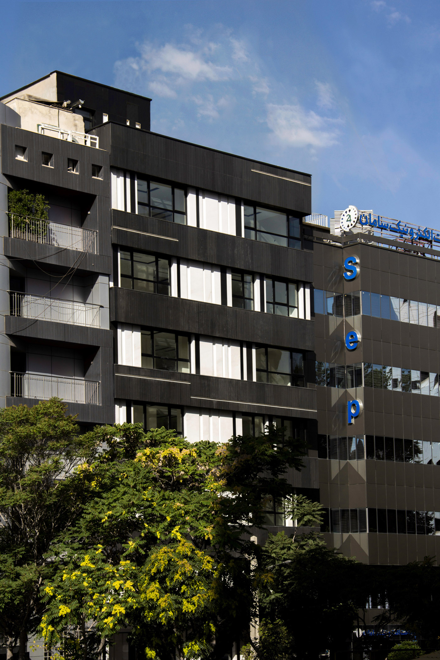 Aftab Office Building 室内设计-1