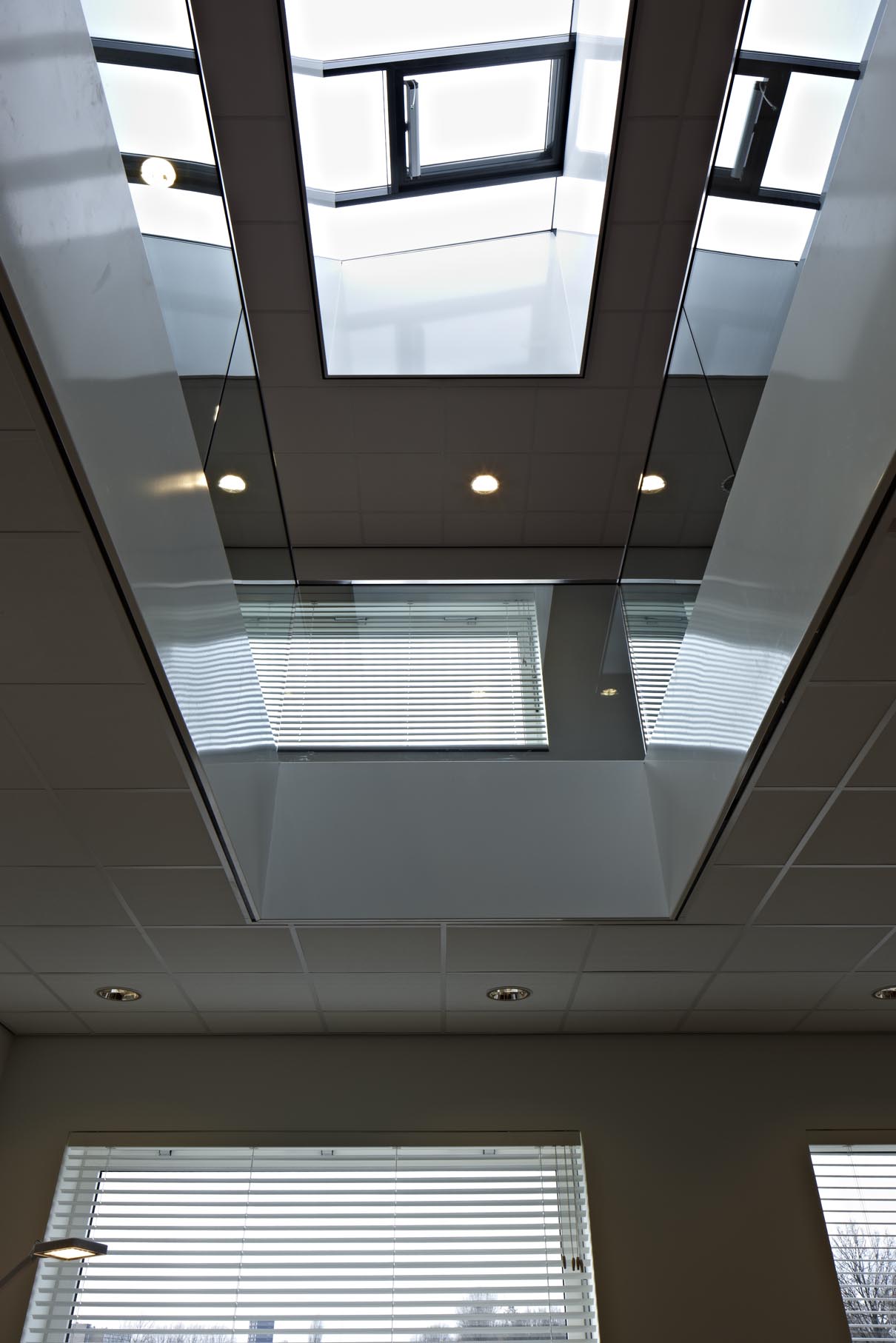 创新办公环境助力 Mazars Breda 办公室焕新升级-8