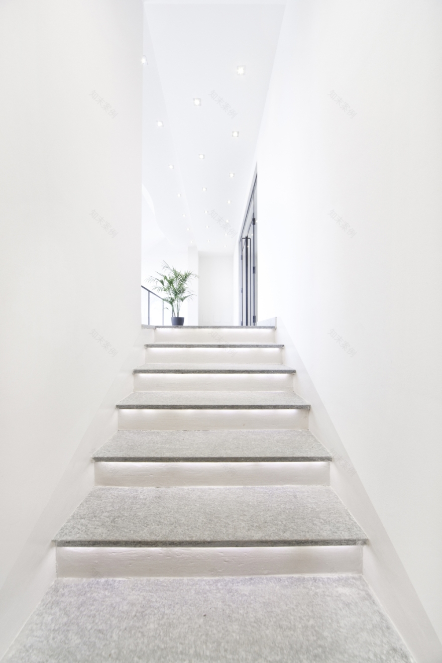 2011 年完成的健身游泳池体育中心设计-4