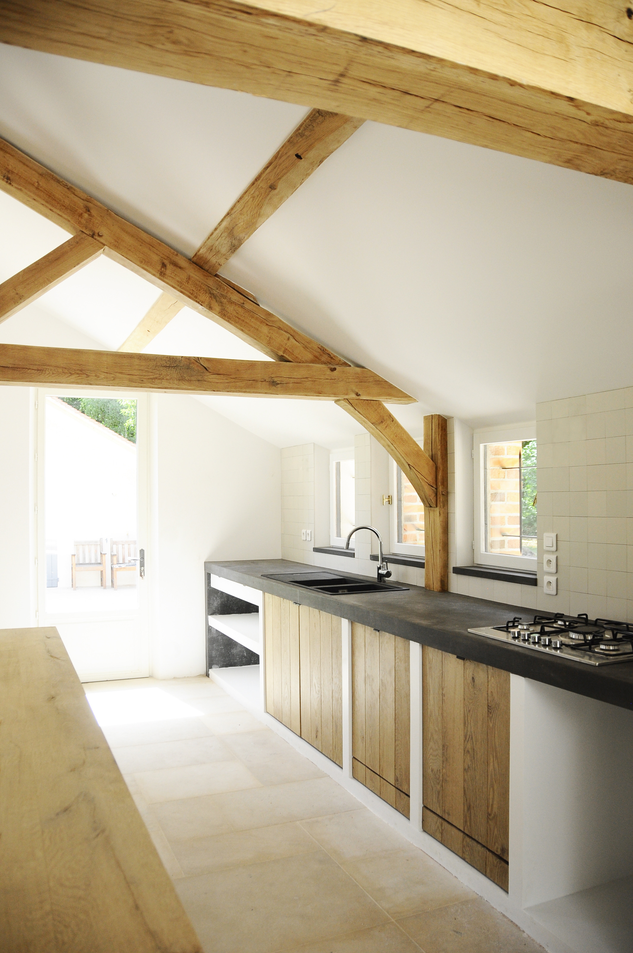 湖边猎屋的现代改造-8