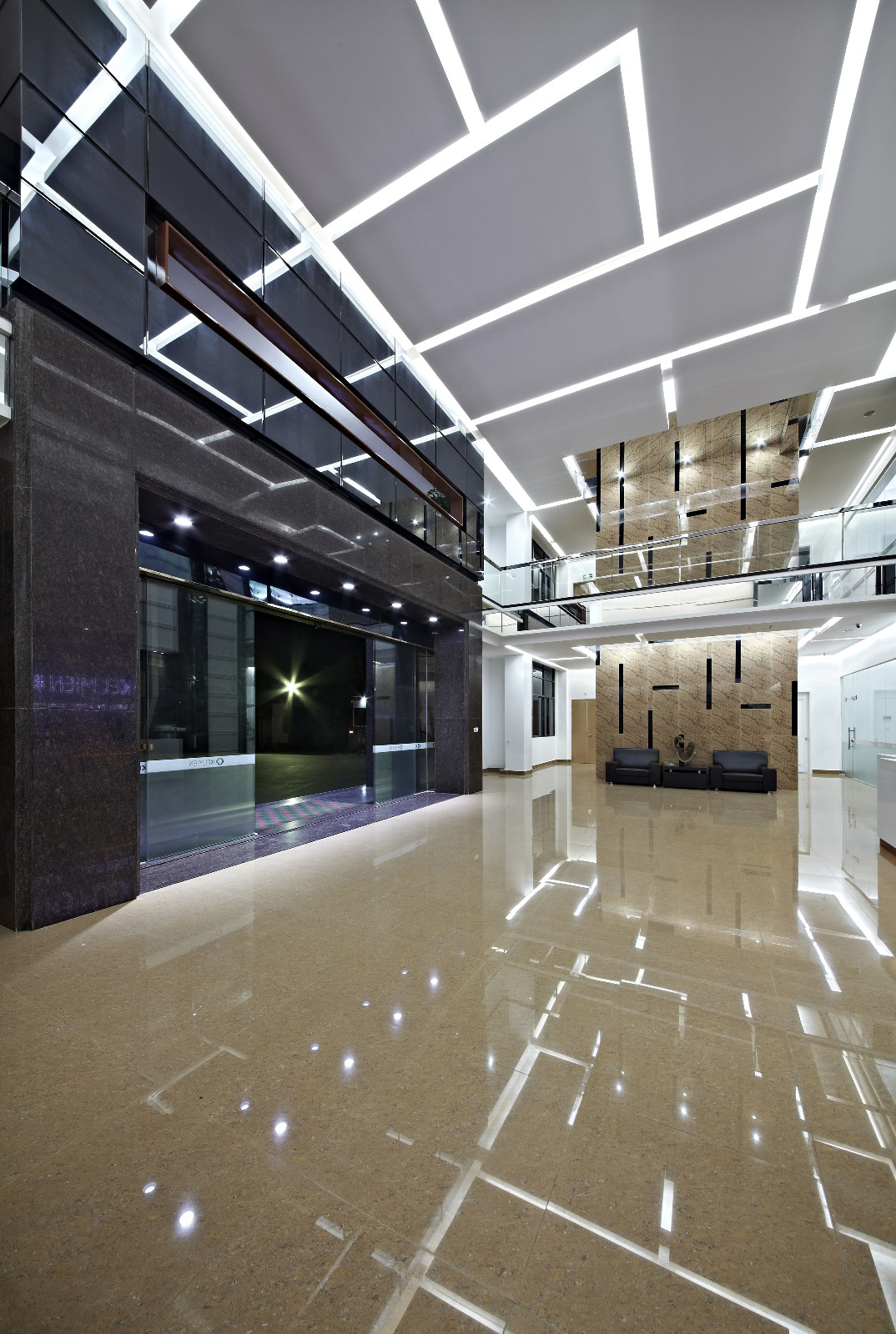 科美塑胶办公楼——现代简约的工业风设计-13