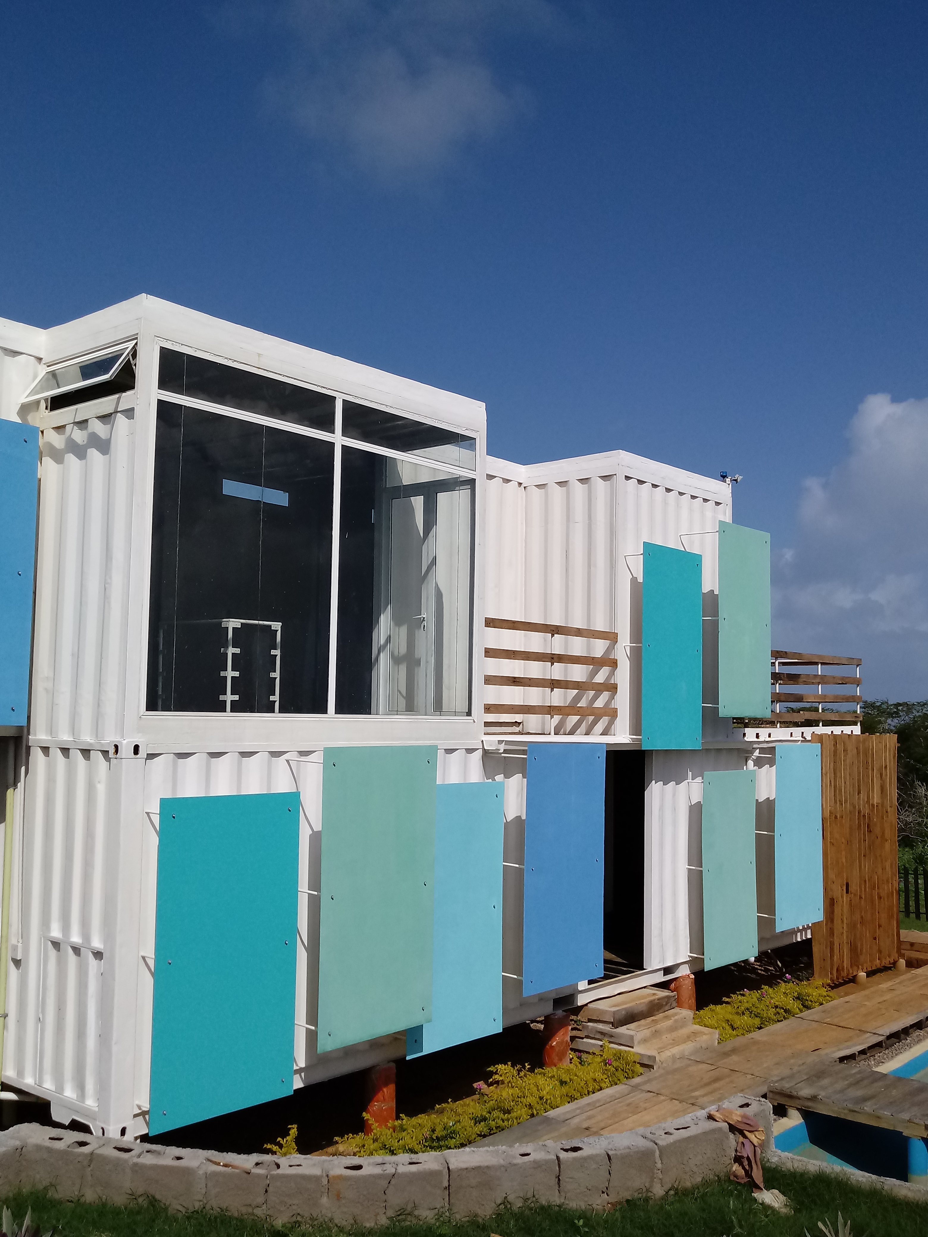 集装箱打造的环保智能家居-34