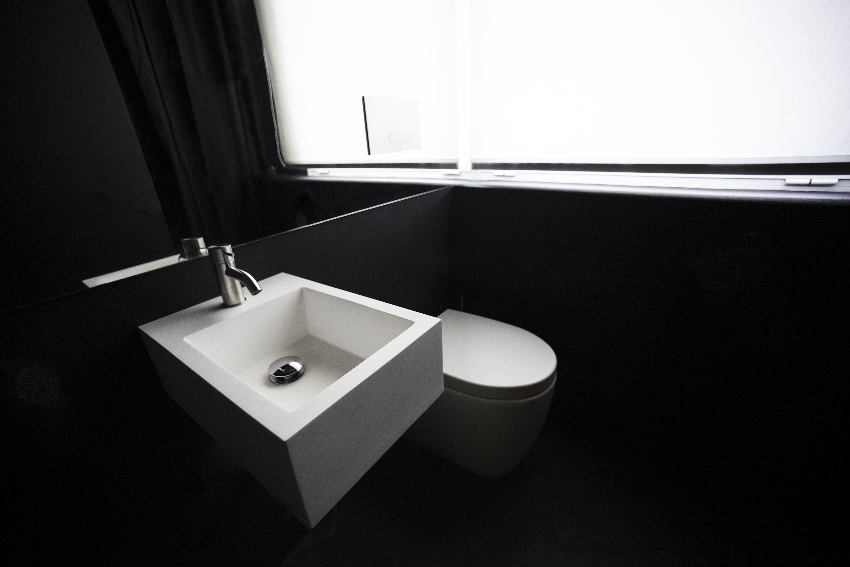 变化的线条之美 · 意大利商店室内设计-25