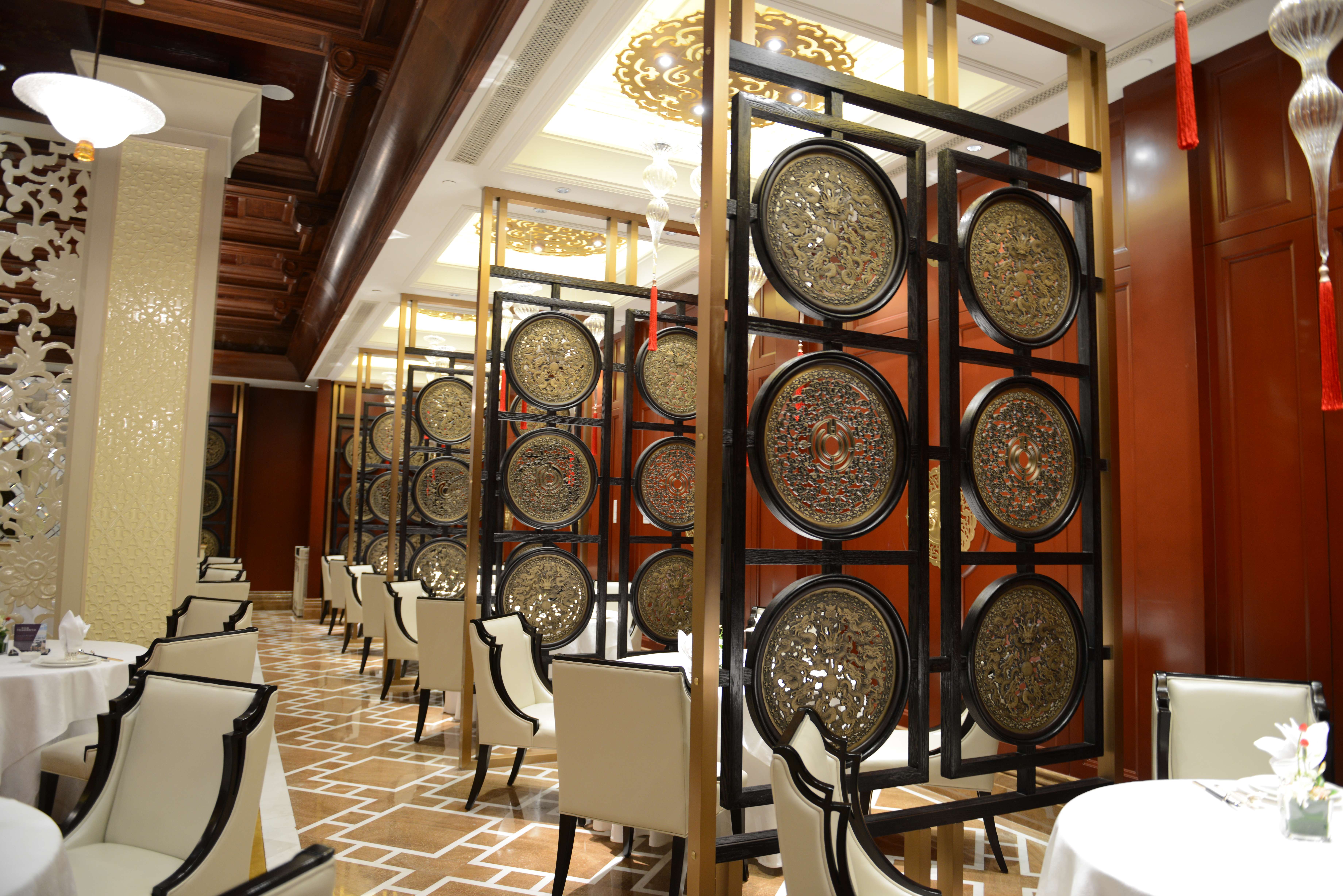 大连城堡酒店餐厅区域照片-2-5