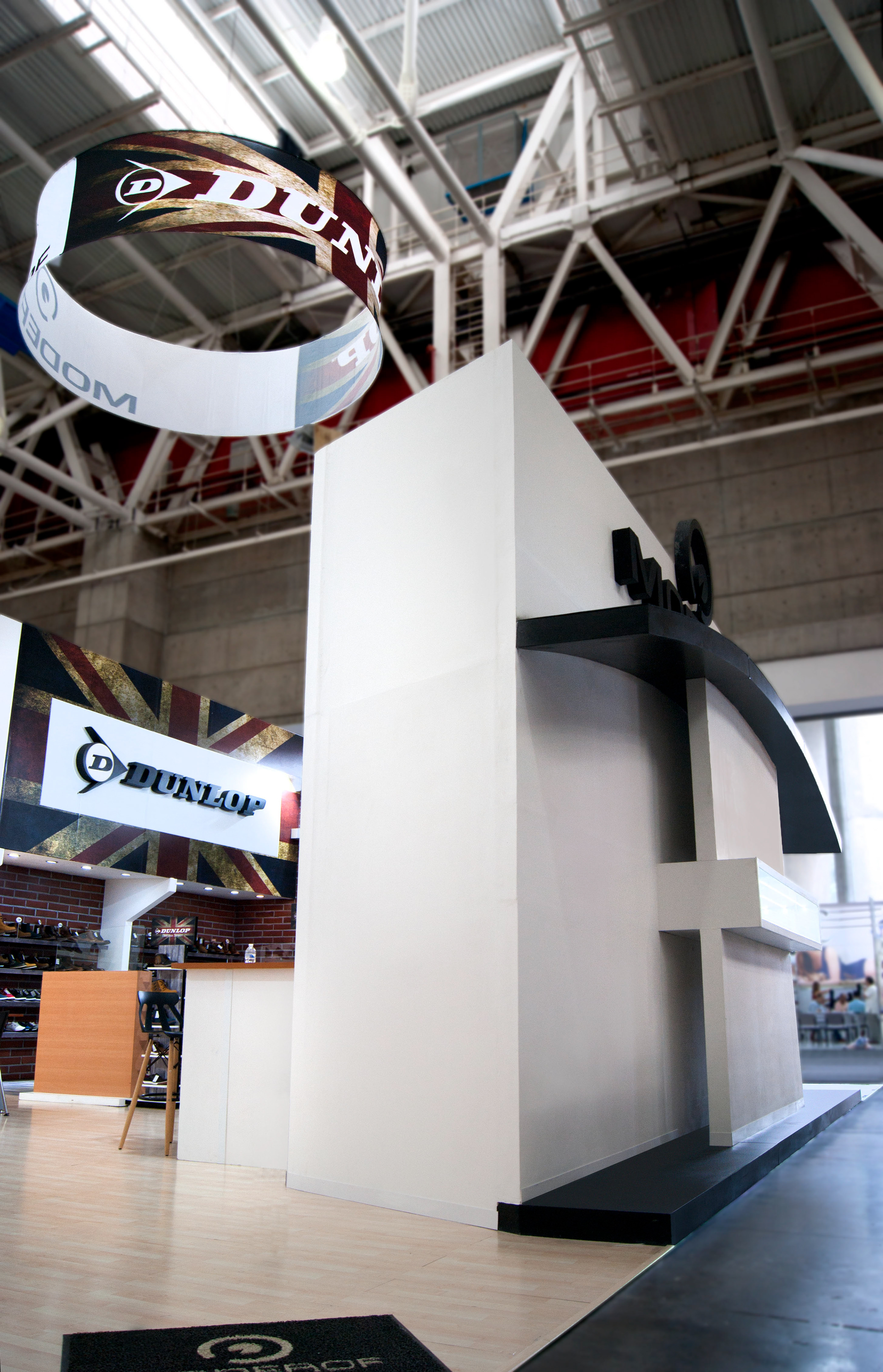 伦敦现代风融入品牌展示空间-3