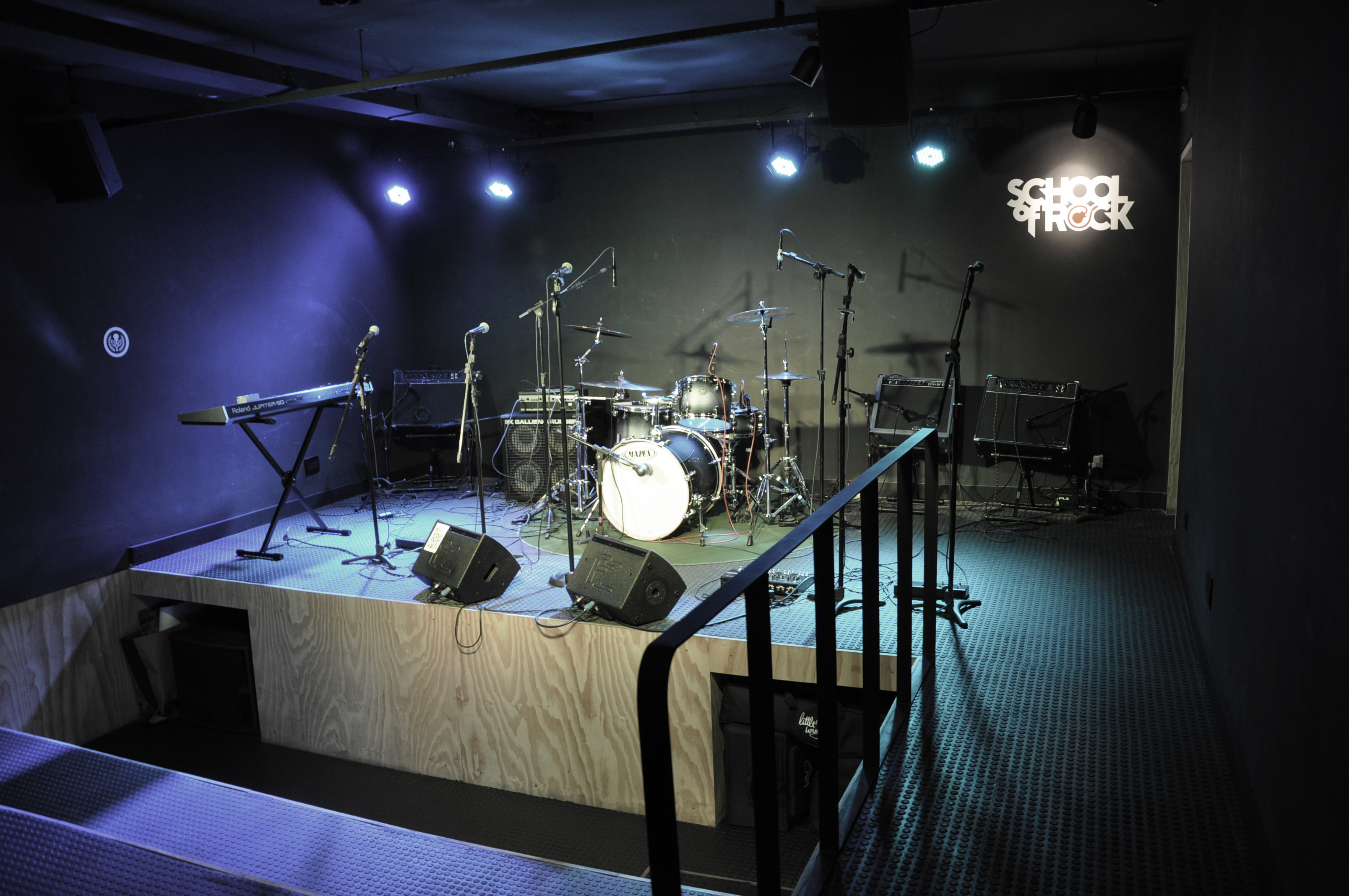 2015 年巴西 School of Rock Moema-SP 室内设计案例-12