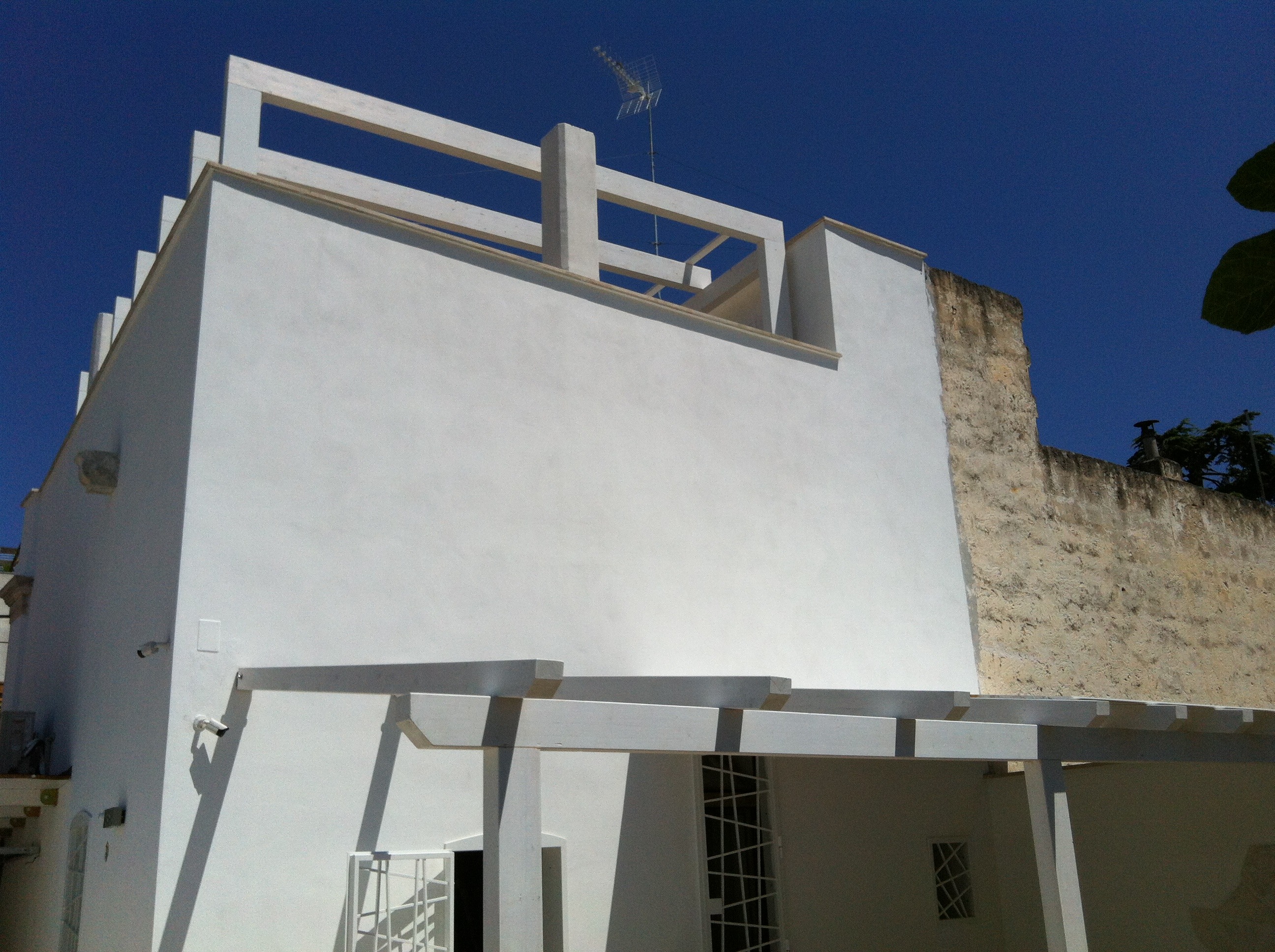 米兰 40 号公寓翻新 打造时尚家居空间-3