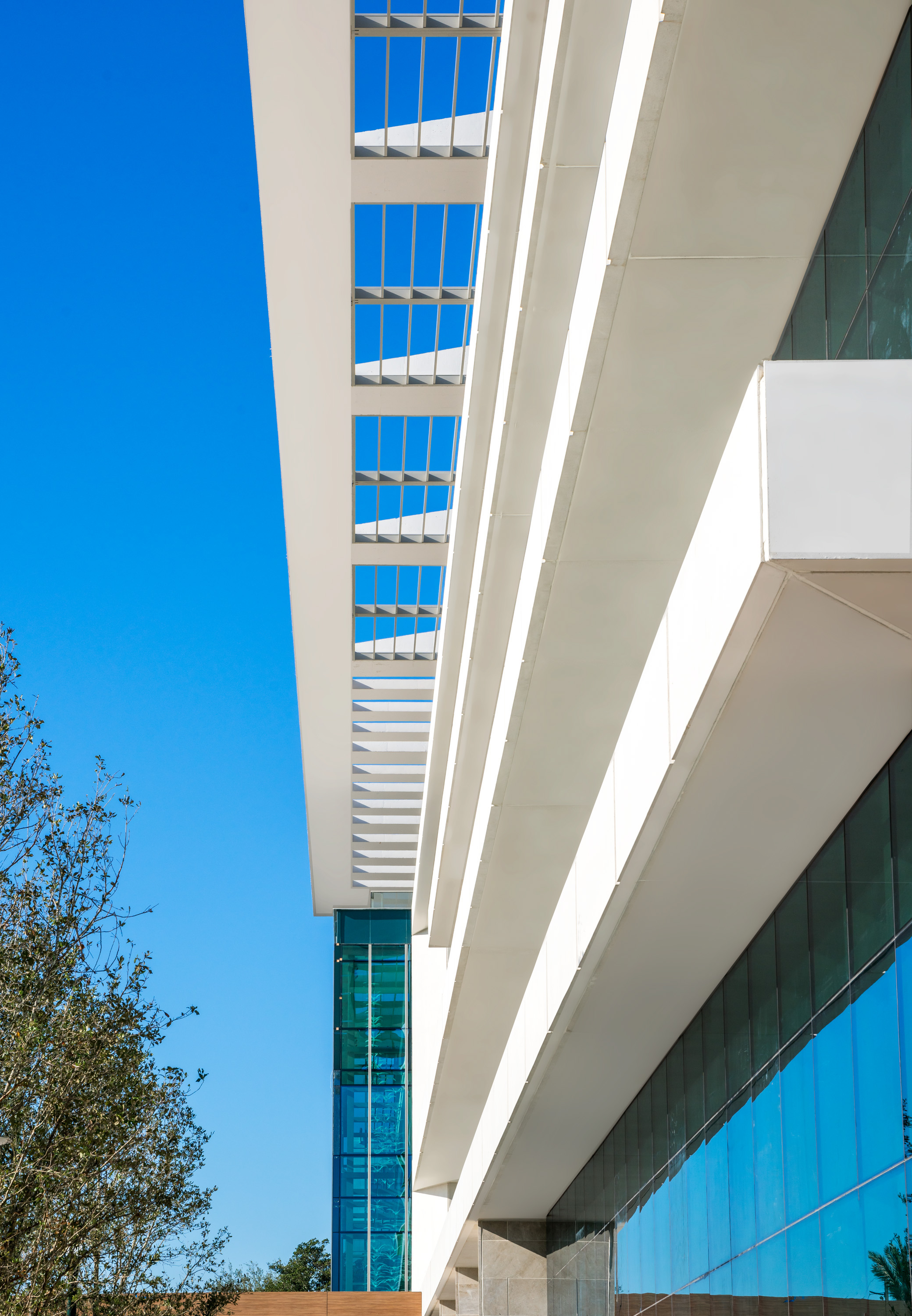 Lennar Medical Center / University of Miami-3