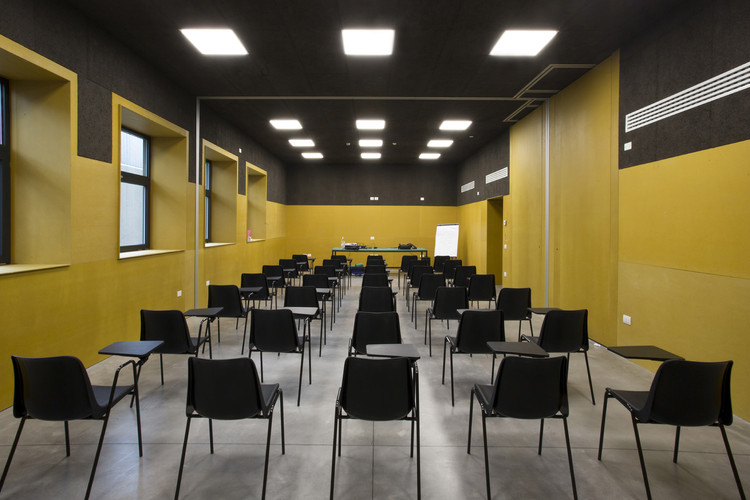 G·扎内拉小学翻新与扩建-40