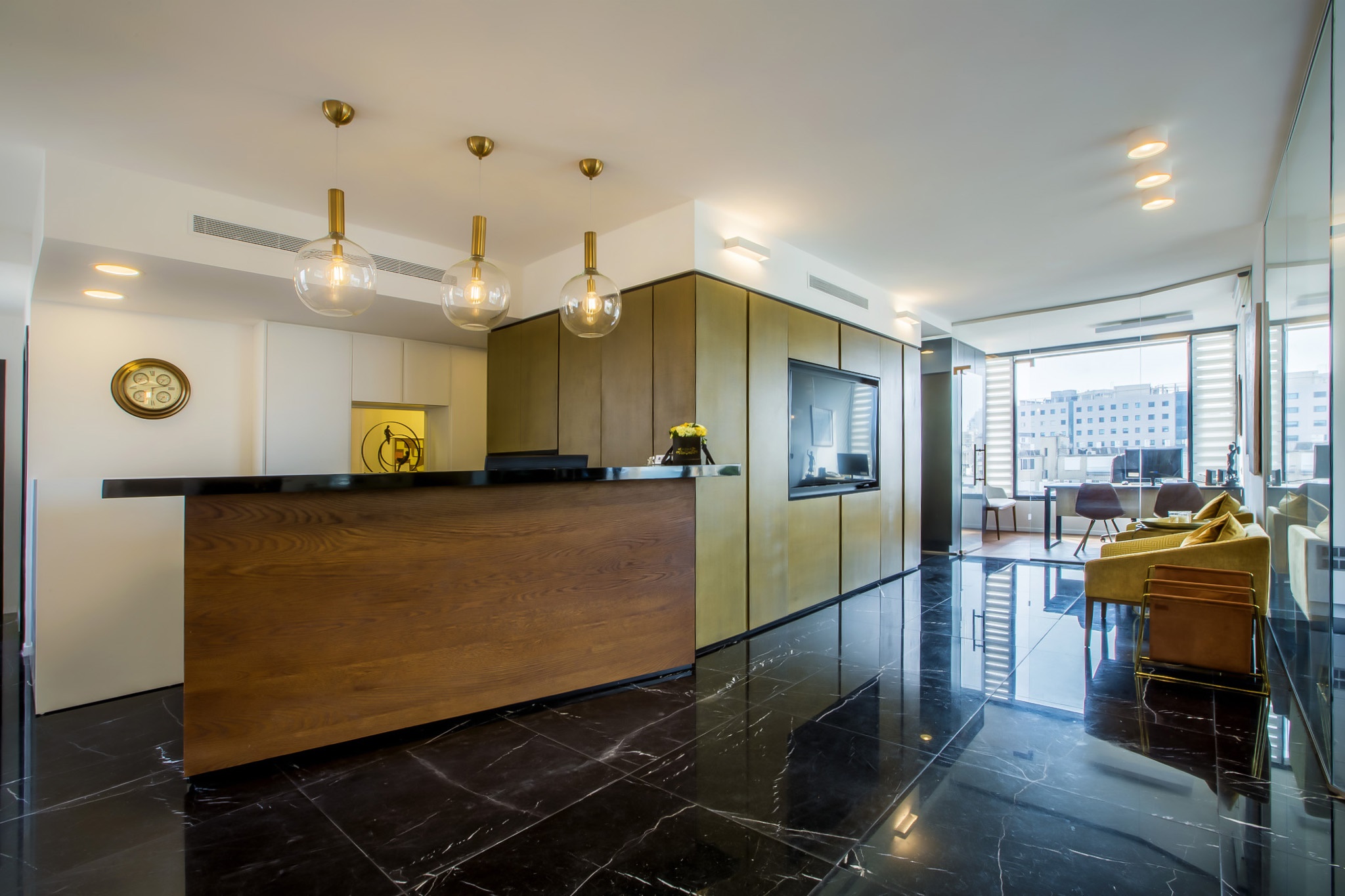 内坦亚海滩美景下的 ACK 律师事务所-0