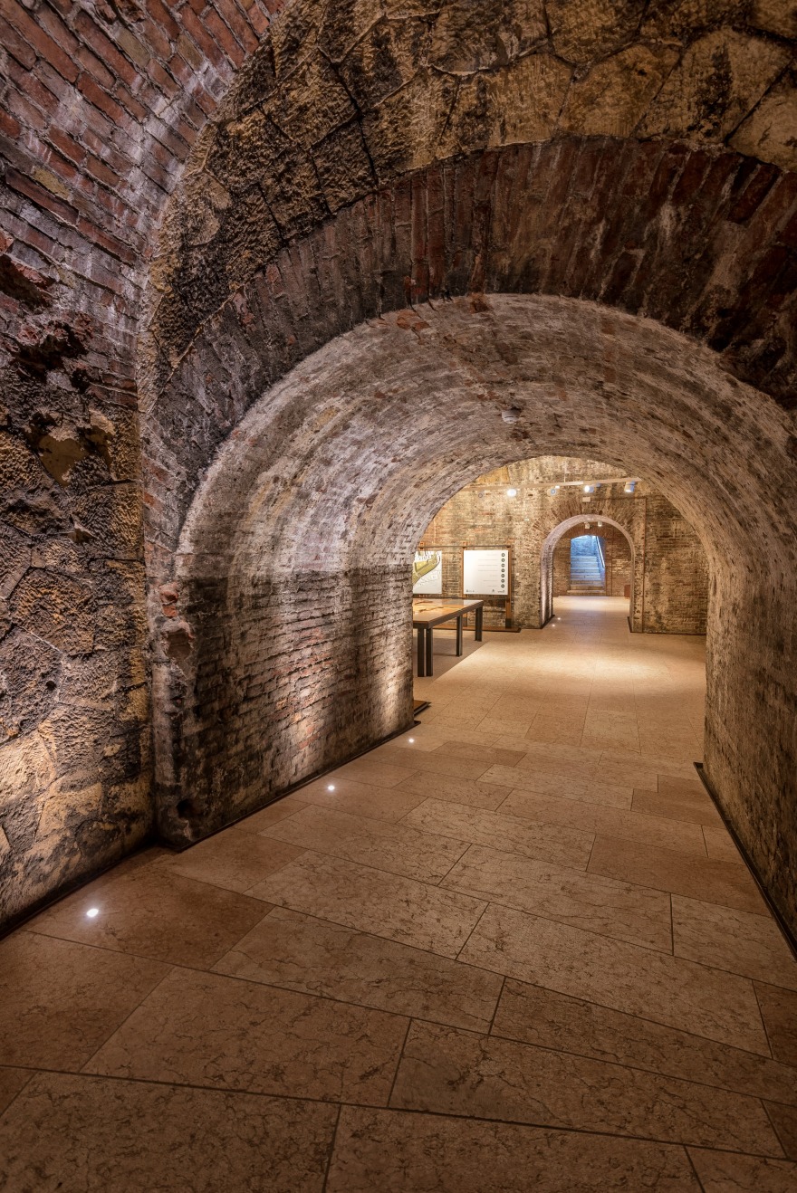 Verona 历史建筑的照明新生-3