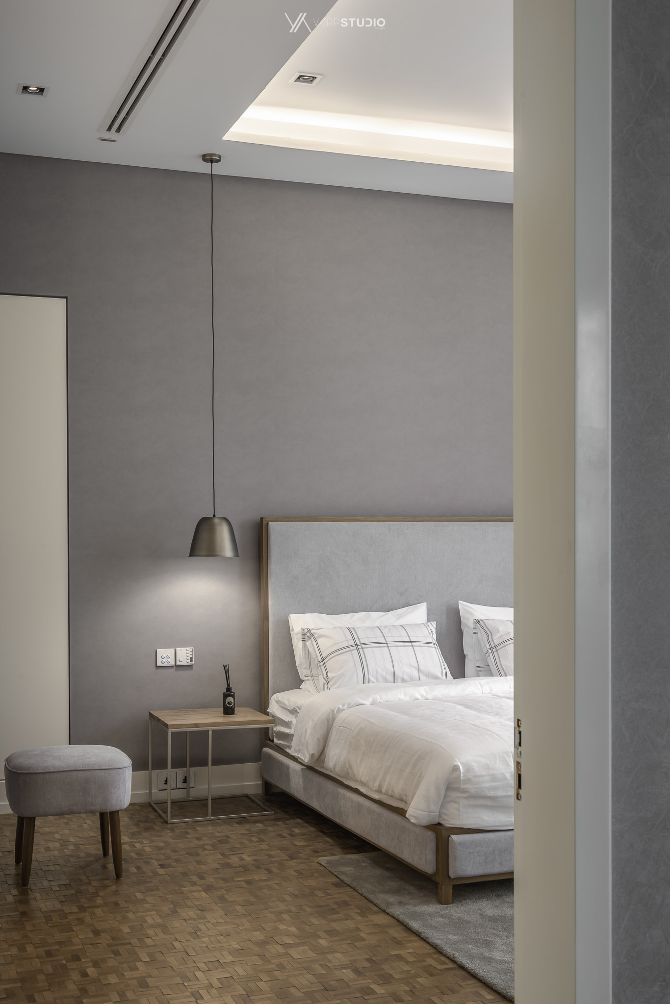 10DK 打造现代私密住宅，展现简约生活美学-13