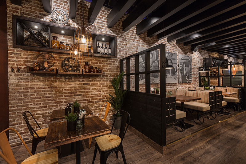 芬兰 Jumbo 购物中心的"Makaronitehdas"餐厅,工业风内饰引人入胜-18