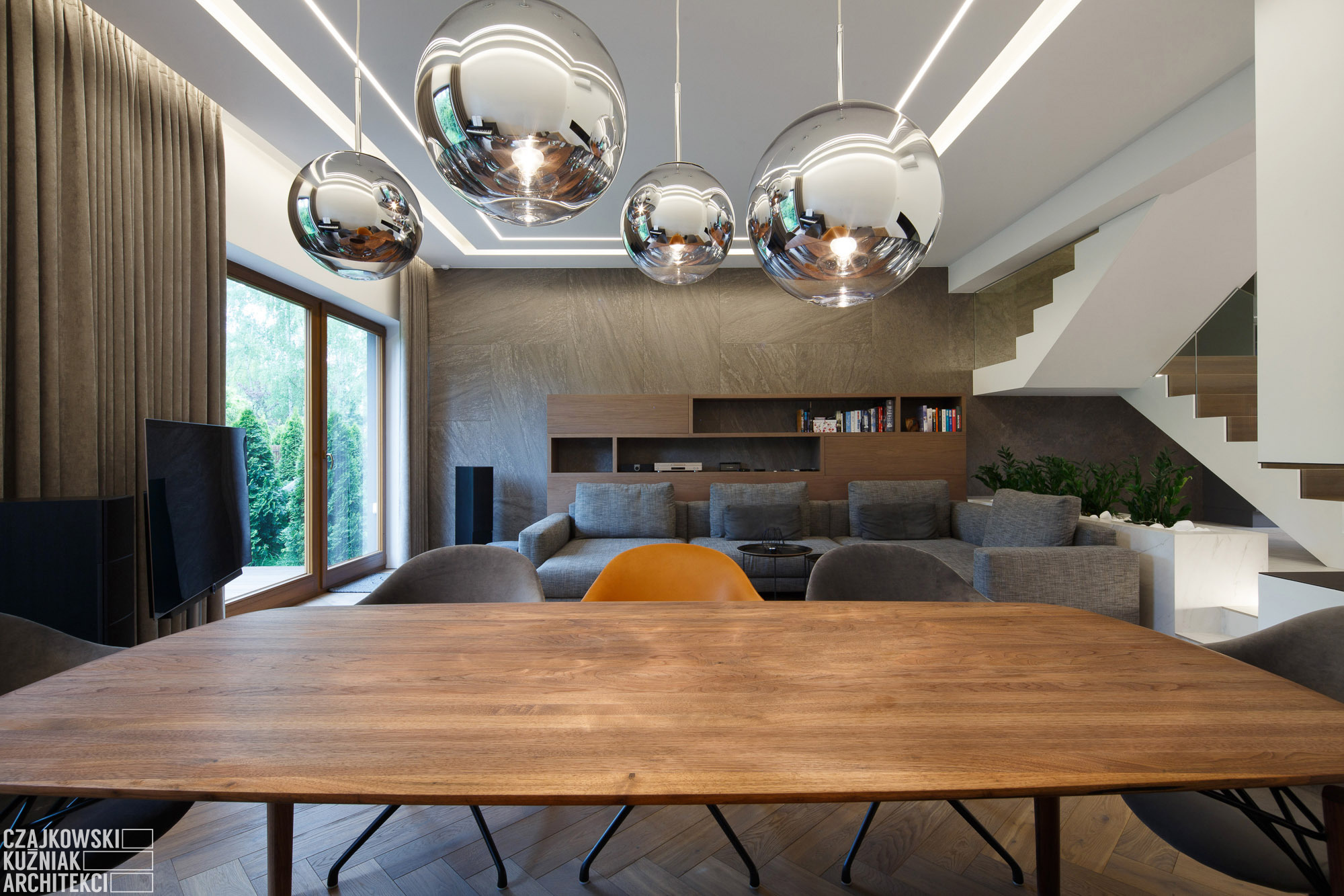 卡托维兹私人住宅的精致室内设计-11