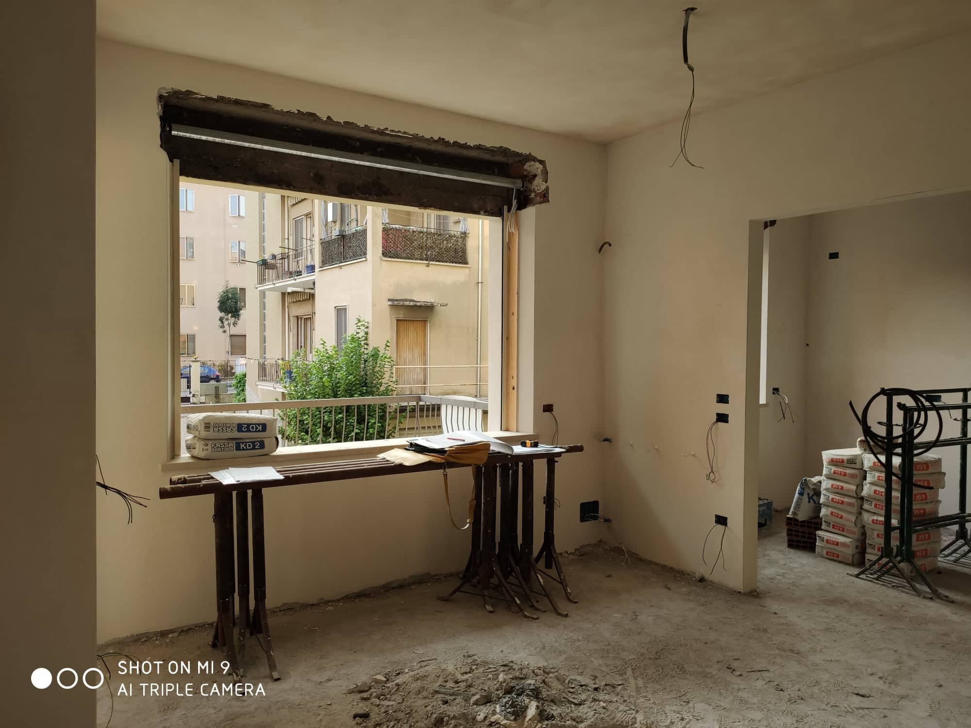 独特的色彩搭配与环保材料打造的意大利公寓-22