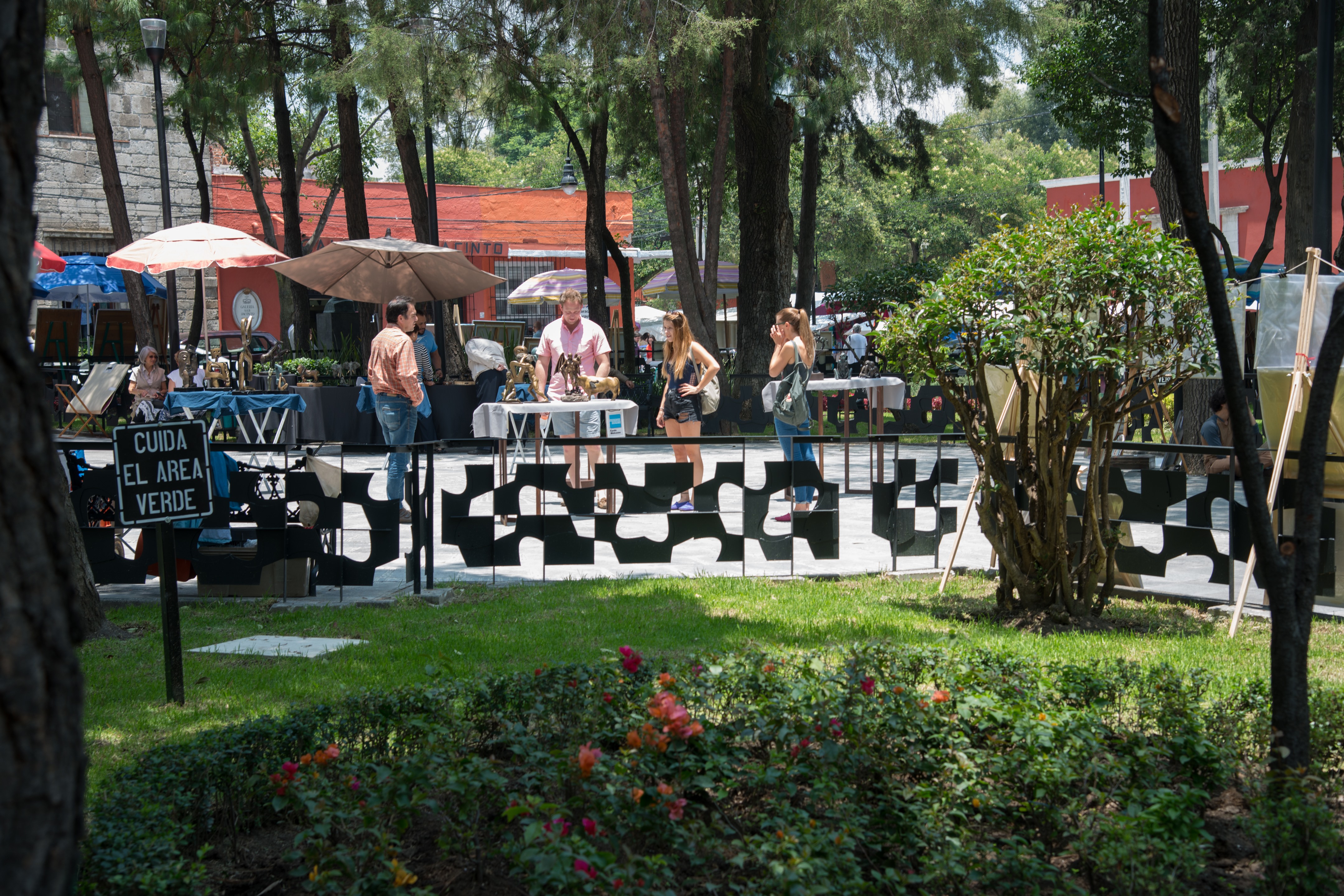 墨西哥城圣哈辛托广场历史遗迹的现代复兴-7