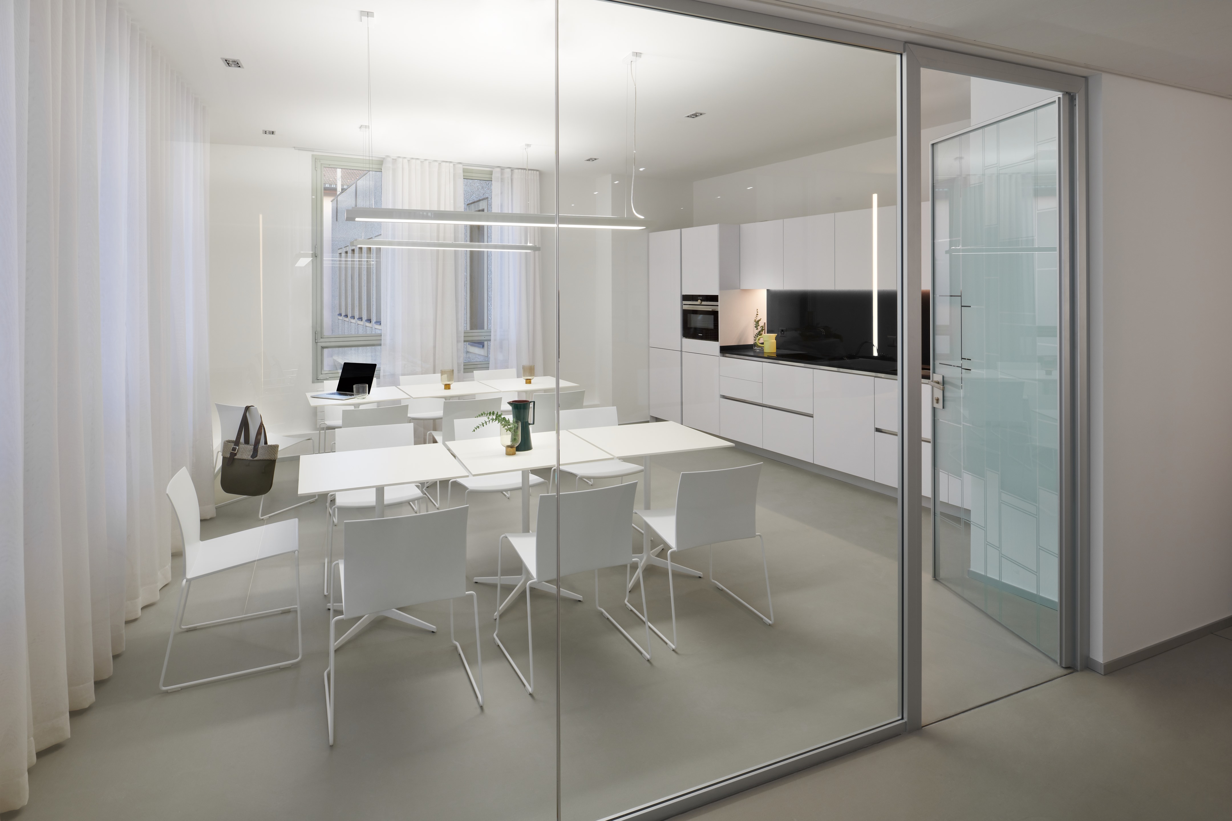 瑞士卢加诺律师事务所办公室设计-8