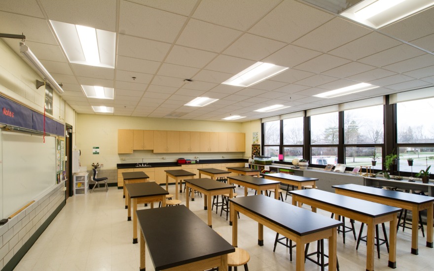 圣特雷莎天主教堂校园改造 | 室内设计亮点与趋势分析-7