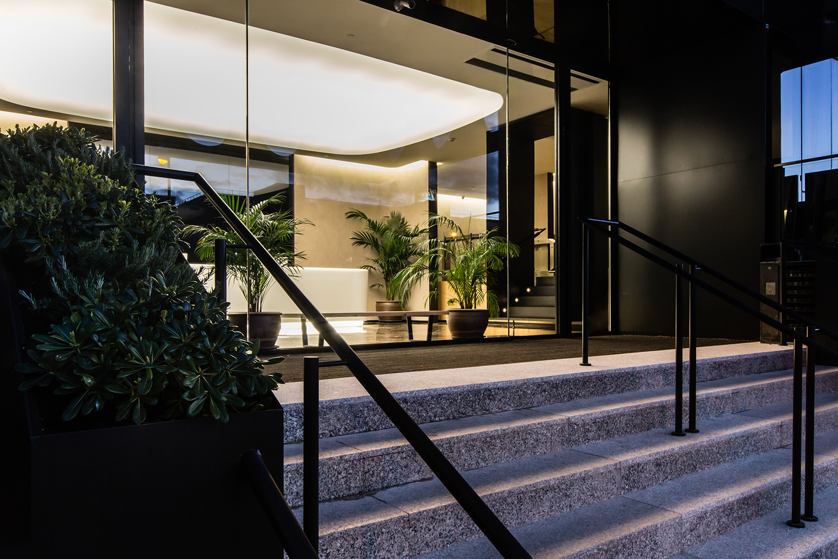 MB·ONE MORALEJA BUILDING 现代办公空间设计-3