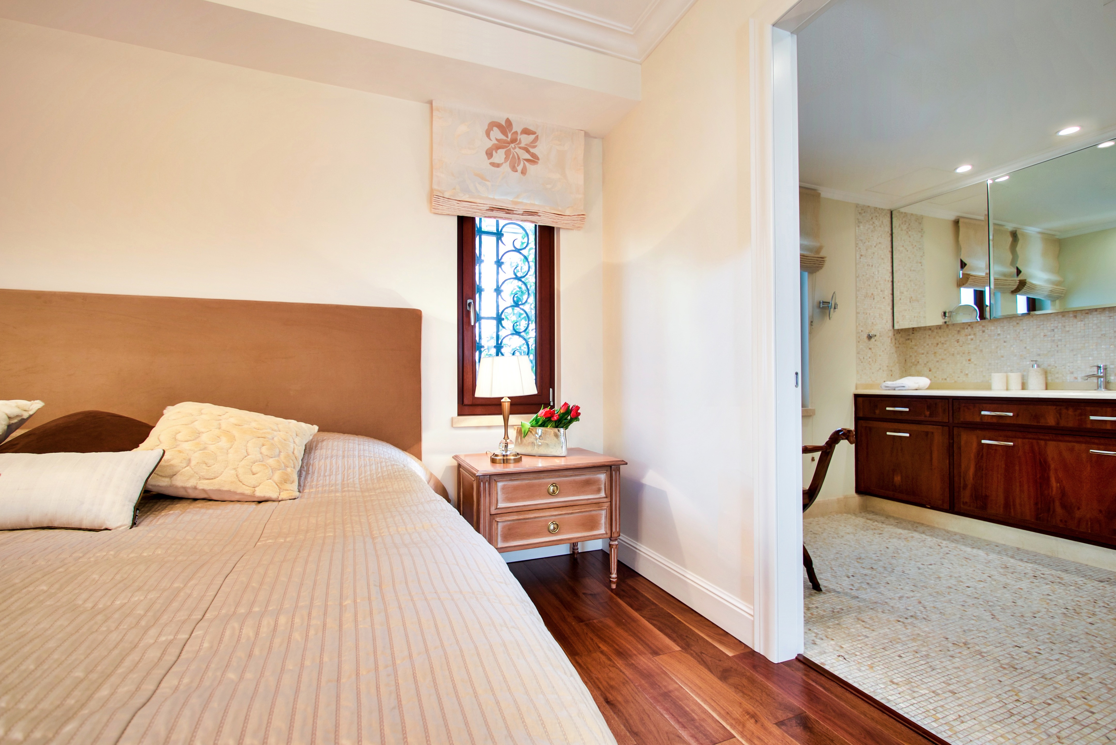 Jerusalem 历史地标公寓的优雅传统室内设计-35