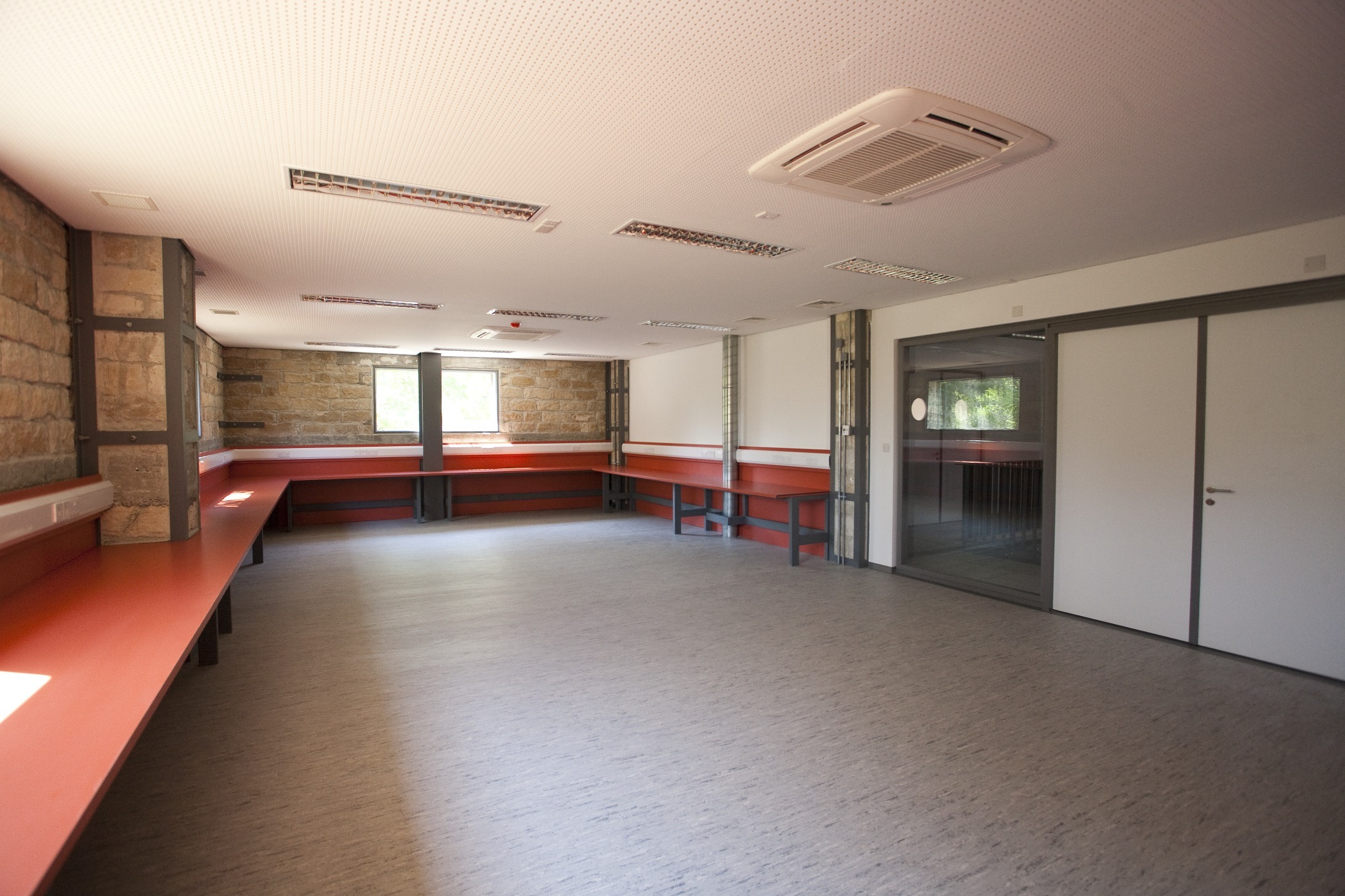 科技大学的艺术中心-45