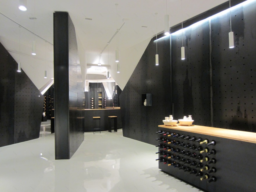 卢卡·詹蒂莱社交酒馆-5