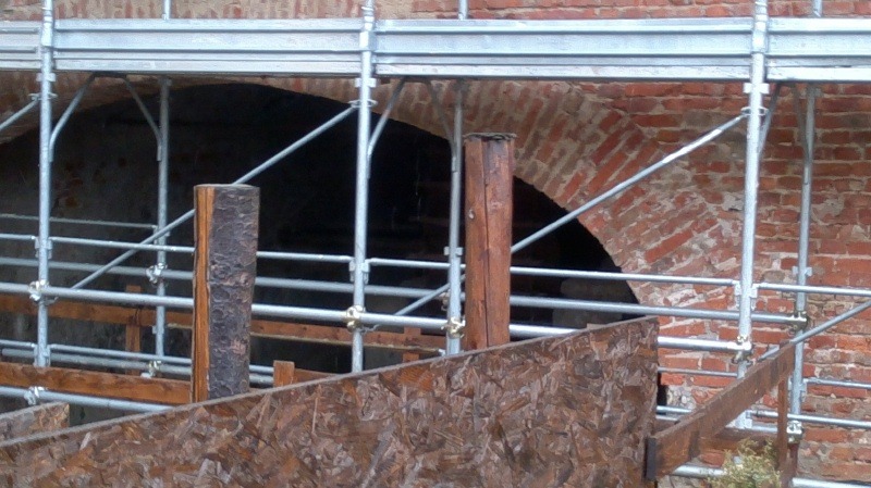 古堡图书馆的现代复兴 · Basiglio 镇“Il Borgo di Vione”项目-7