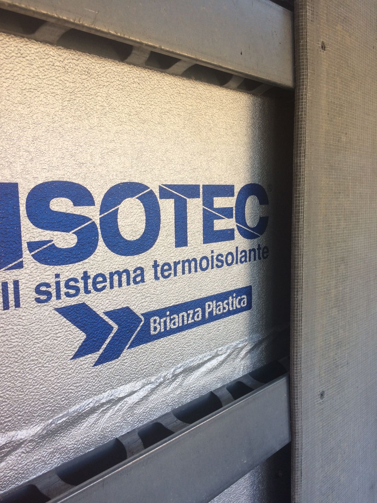 翻新与升级 | 罗马别墅的绿色改造-1