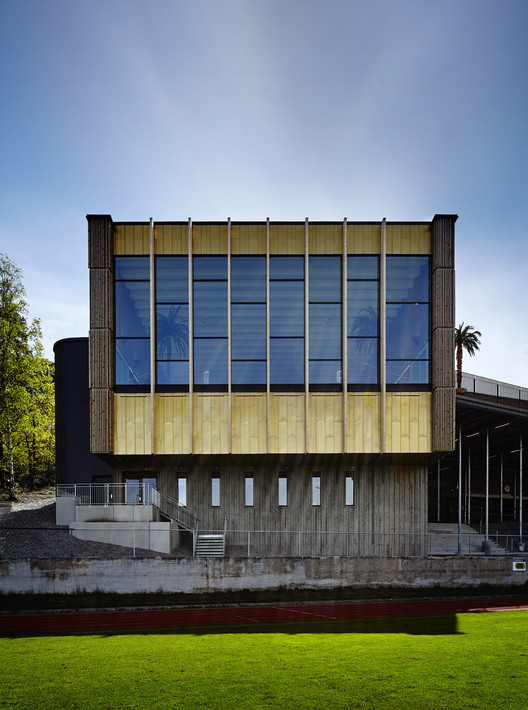 松德比贝里室内游泳池-7