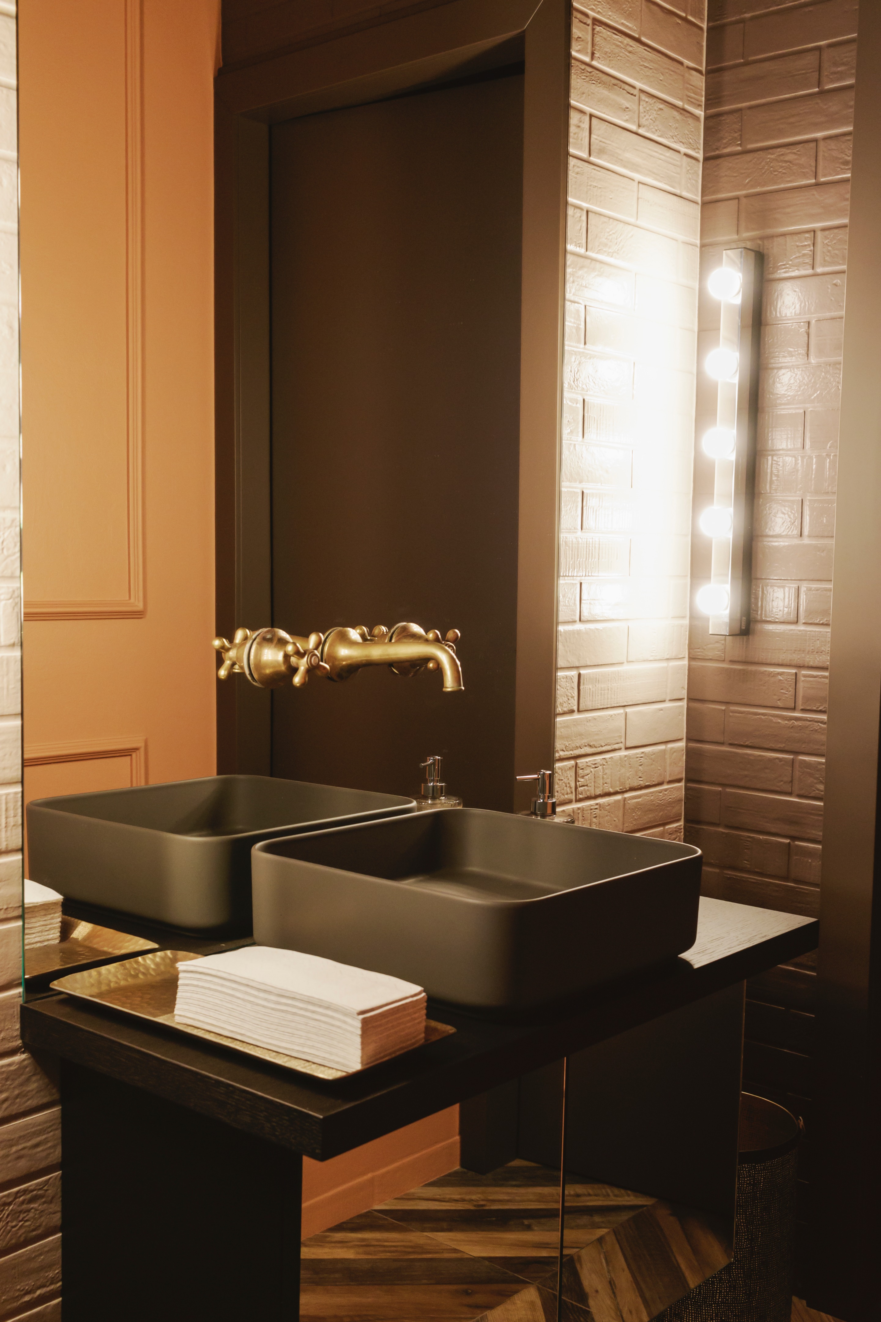 2019 年 Fishic 餐饮空间设计 | 打造现代都市餐饮新地标-9