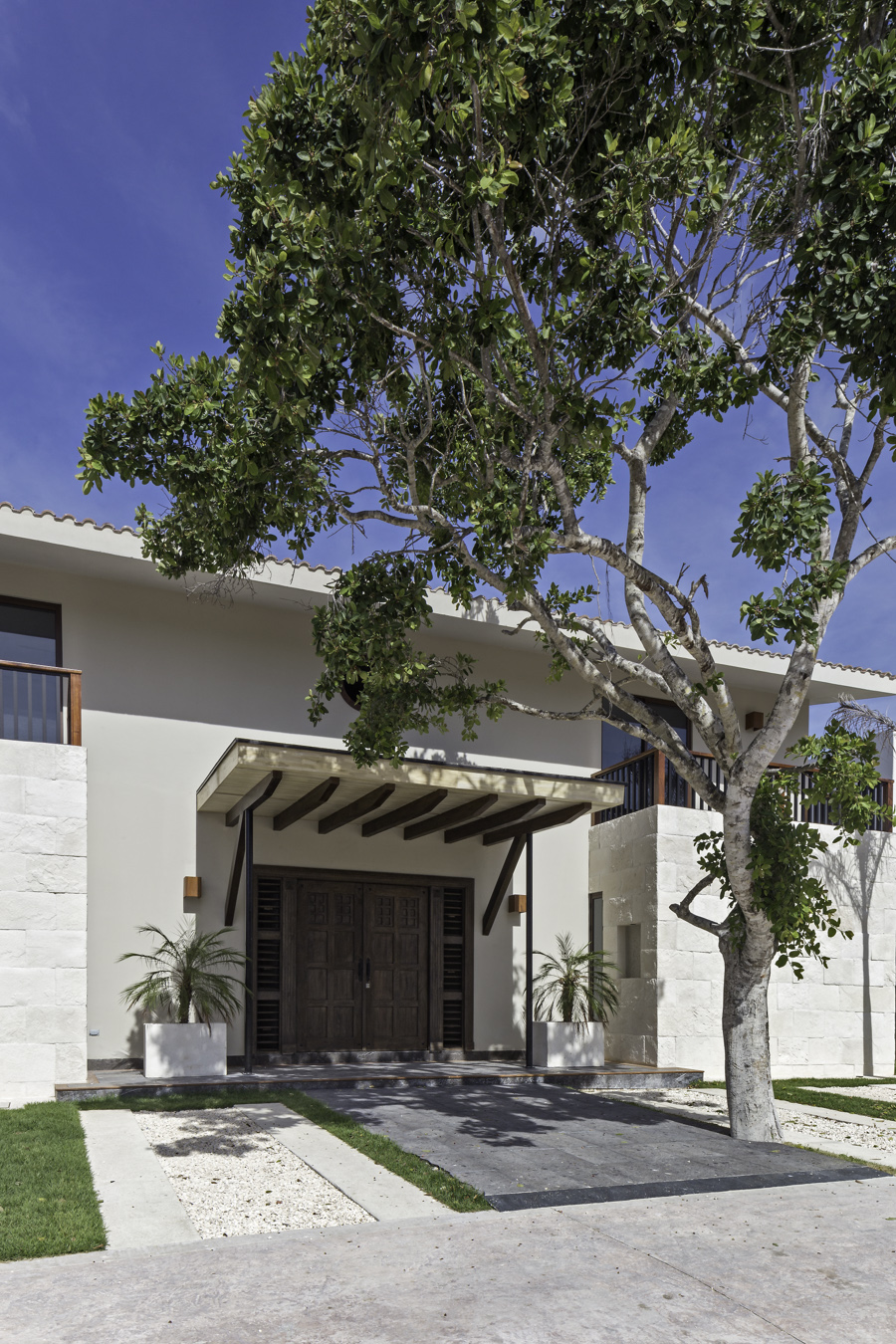 佩利卡诺斯 42 号私人住宅 极简风格设计-4