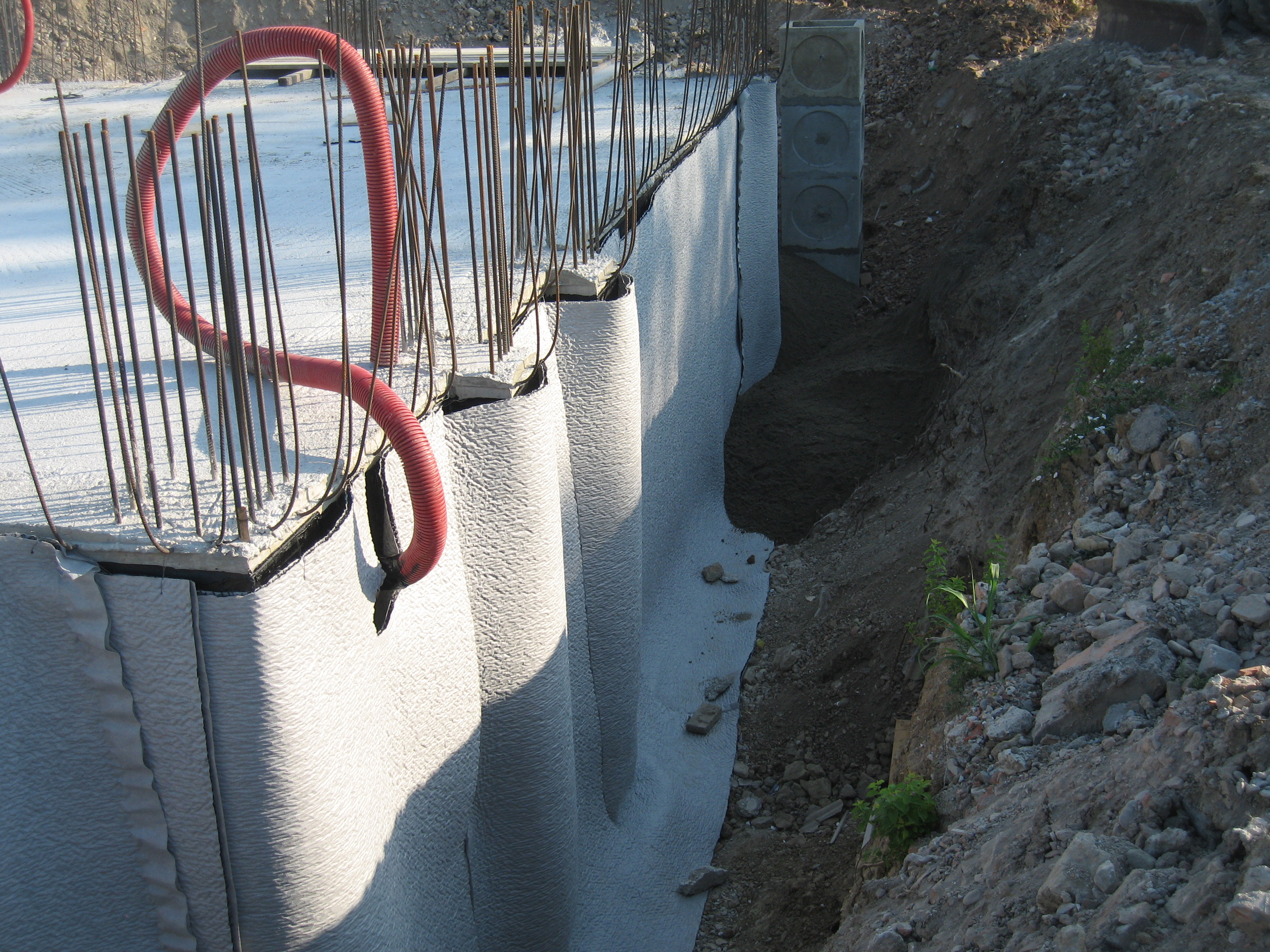 2015 年完成的 Palapa 项目，将工业遗址改造为时尚咖啡馆-5