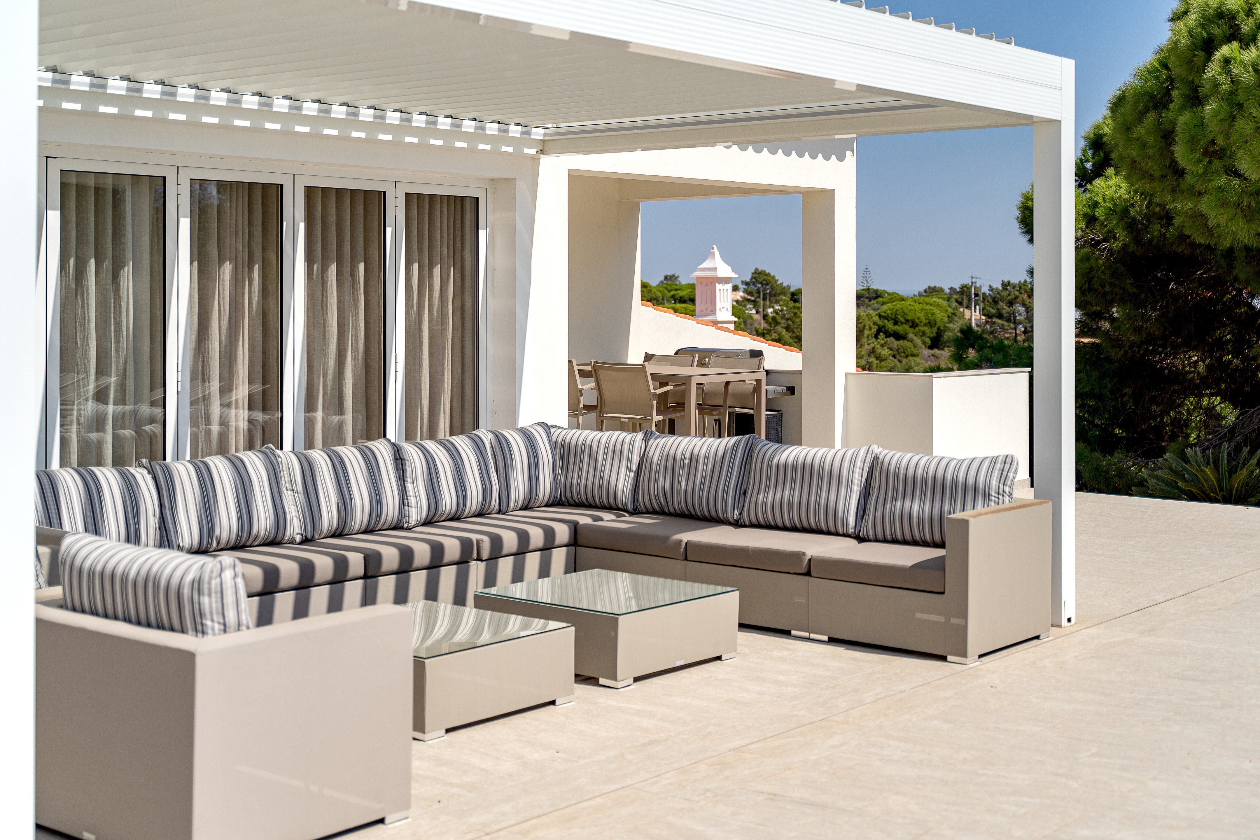 Simple Taste 团队打造的金色眼睛别墅室内设计-27