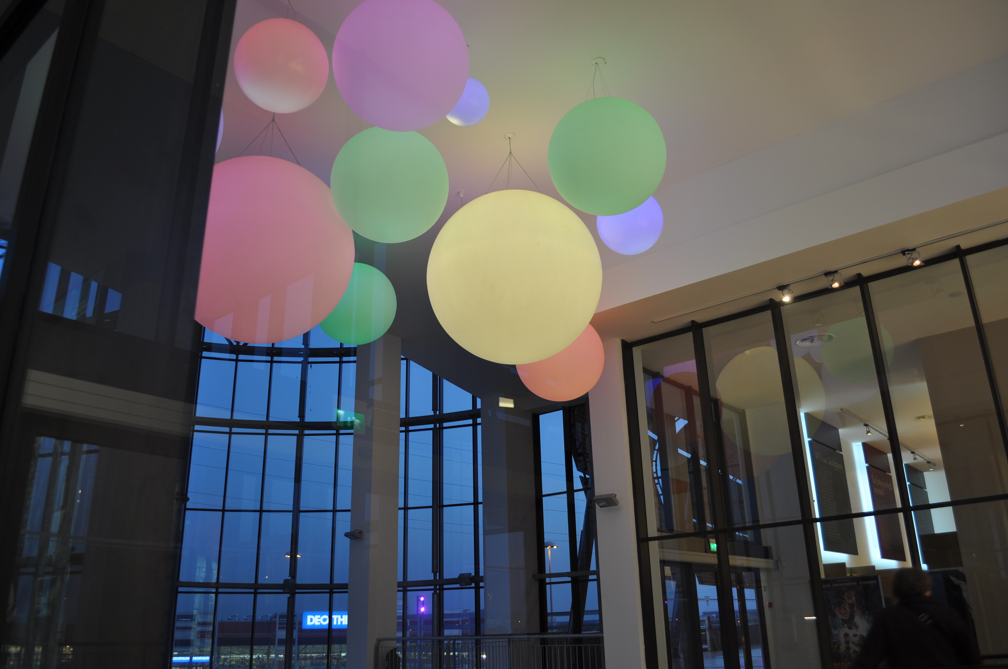 多个·14 销售-13