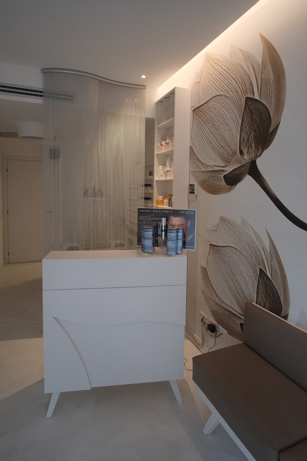 现代简约美学，2017 年完成的美容中心室内设计-3