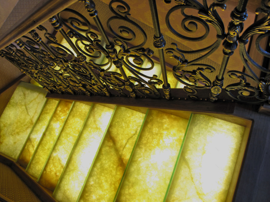 2012 年经典风格钢制单家庭住宅楼梯设计-1