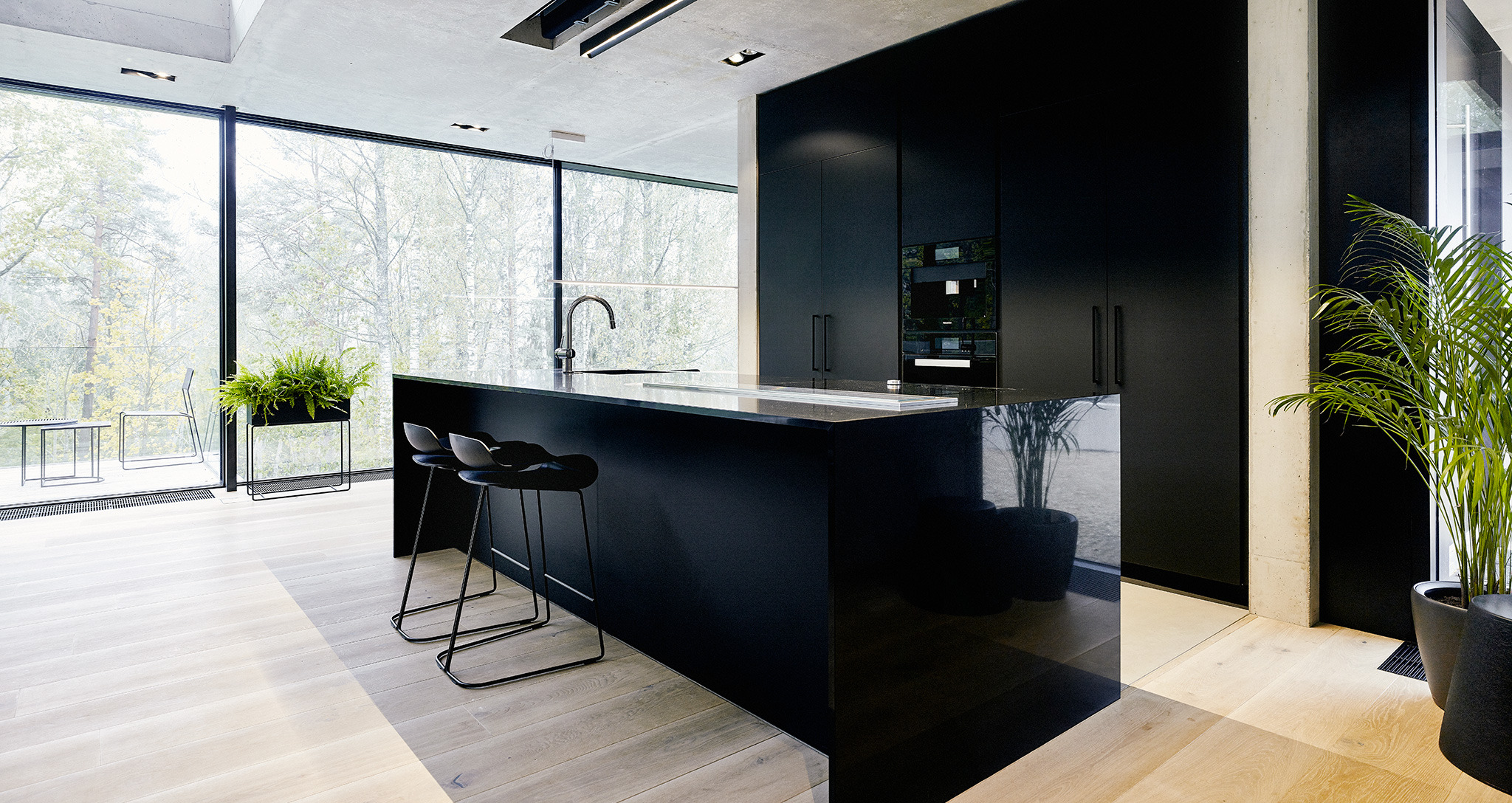 拉脱维亚 Cēsis 河谷度假屋——自然与科技的和谐融合-3