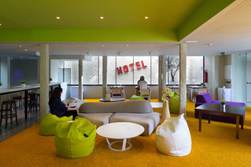 Madrid 酒店设计 | Aristos Hotel 的简约魅力-8